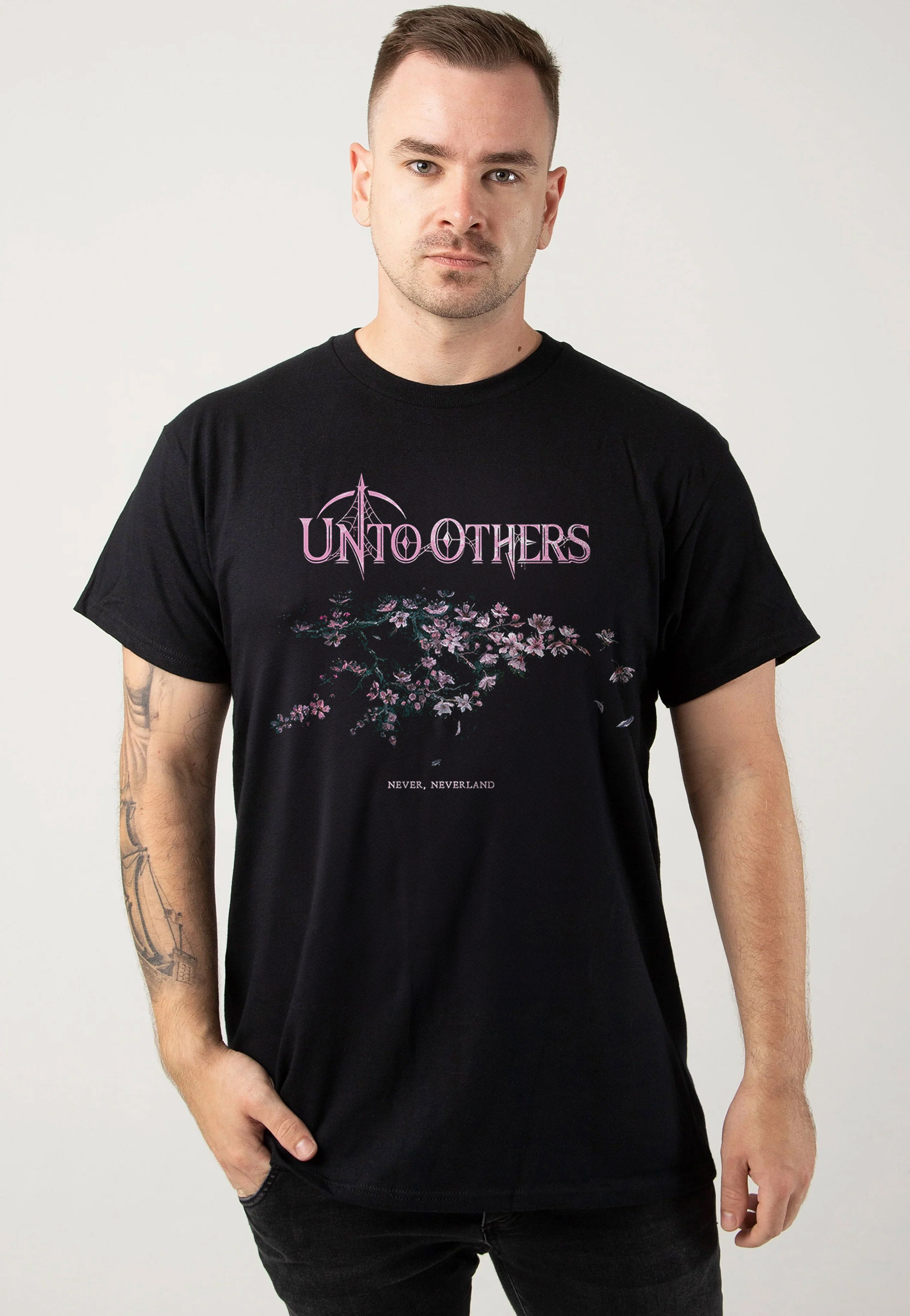 Unto Others - Never, Neverland - Digipak CD Special Pack - T-Shirt