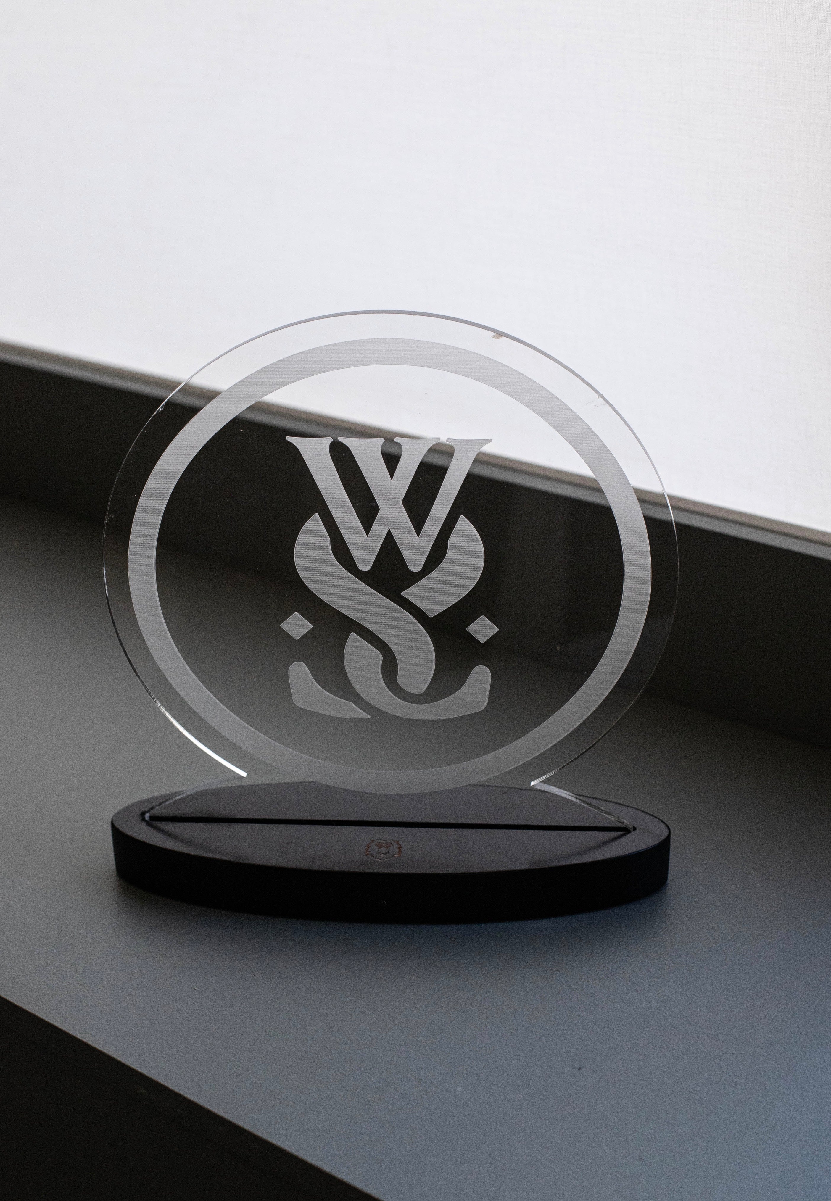 While She Sleeps - Logo - Lamp | Neutral-Image