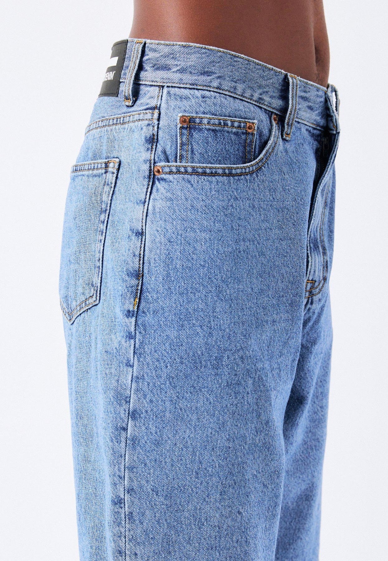 Dr. Denim - Omar Short Stream Sky Retro - Shorts | Men-Image