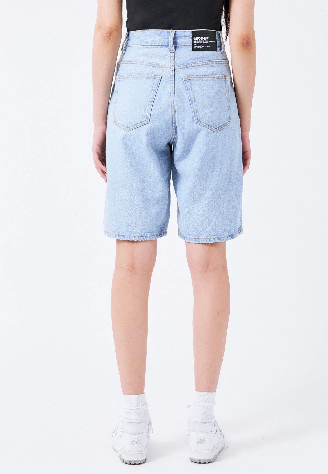 Dr. Denim - Bella Short Stream Light Retro - Shorts | Women-Image