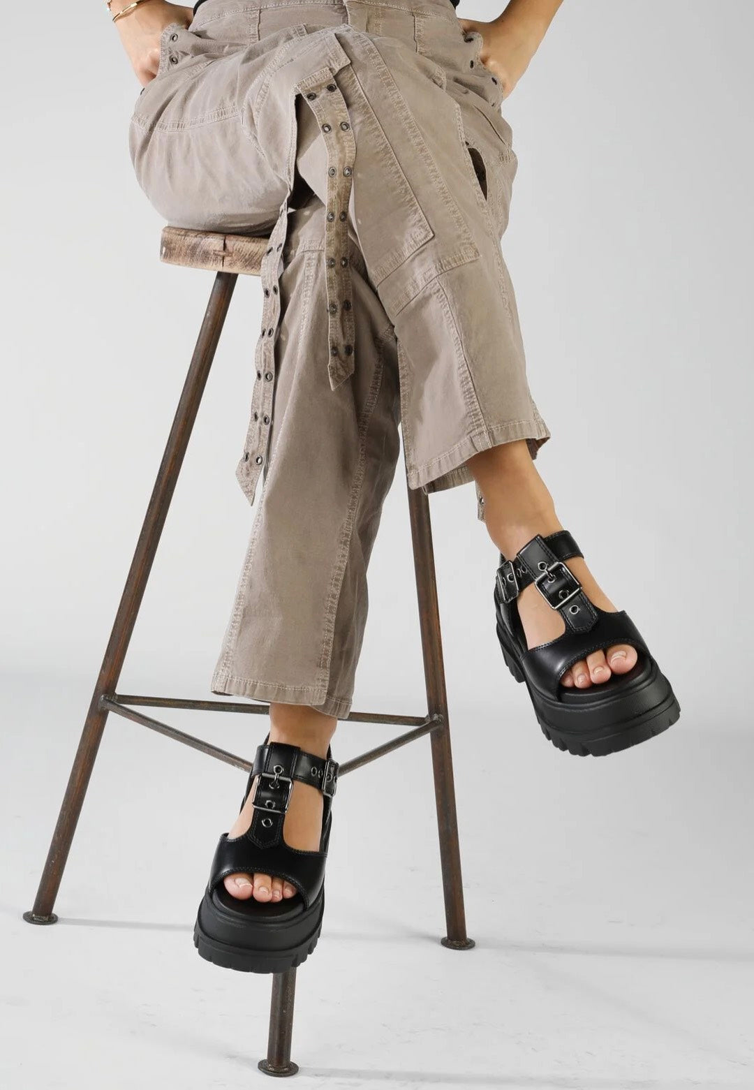 Buffalo - Aspha Jane Vegan Nappa Black - Girl Sandals | Women-Image