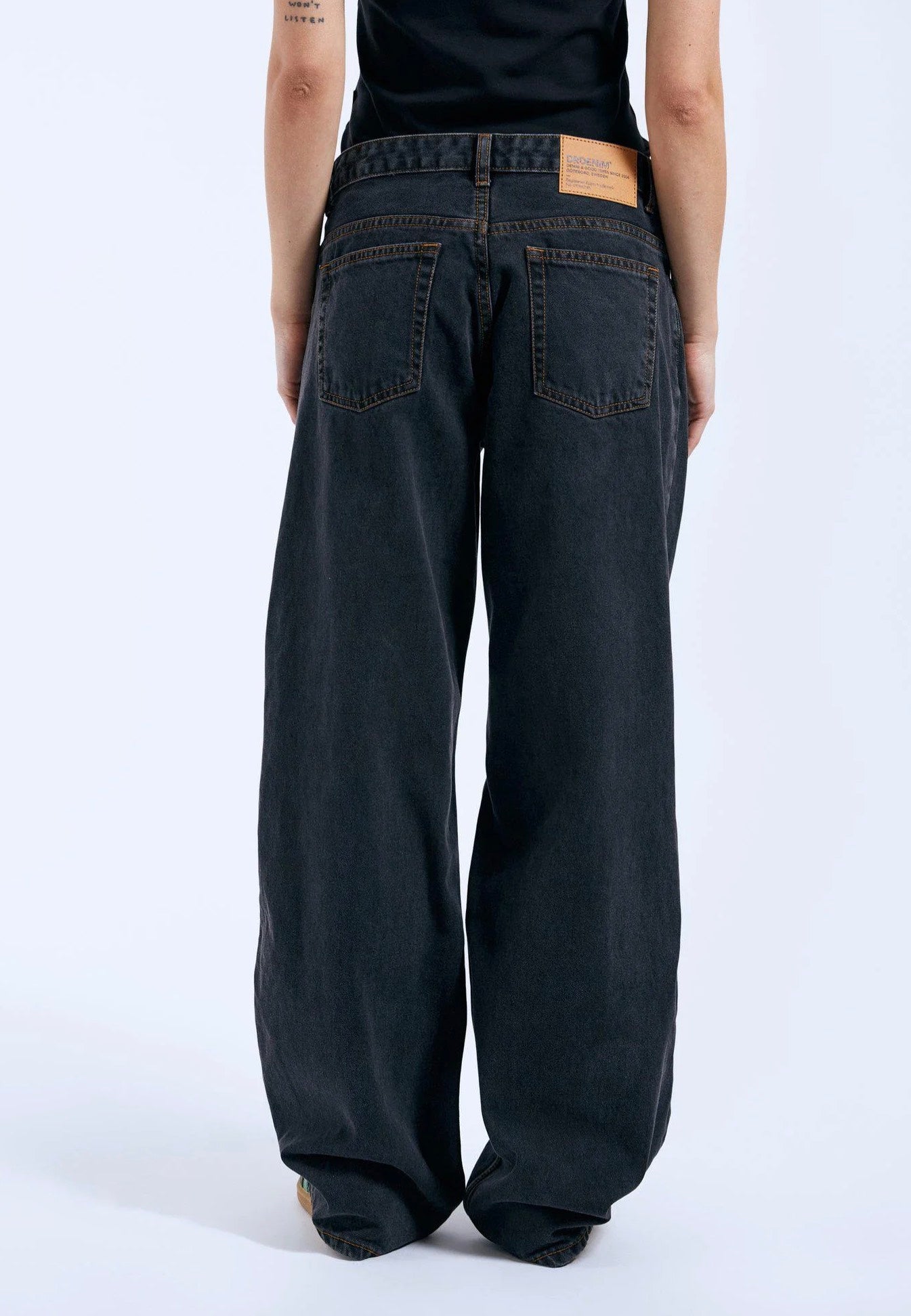 Dr. Denim - Hill Dust Washed Black - Jeans | Women-Image