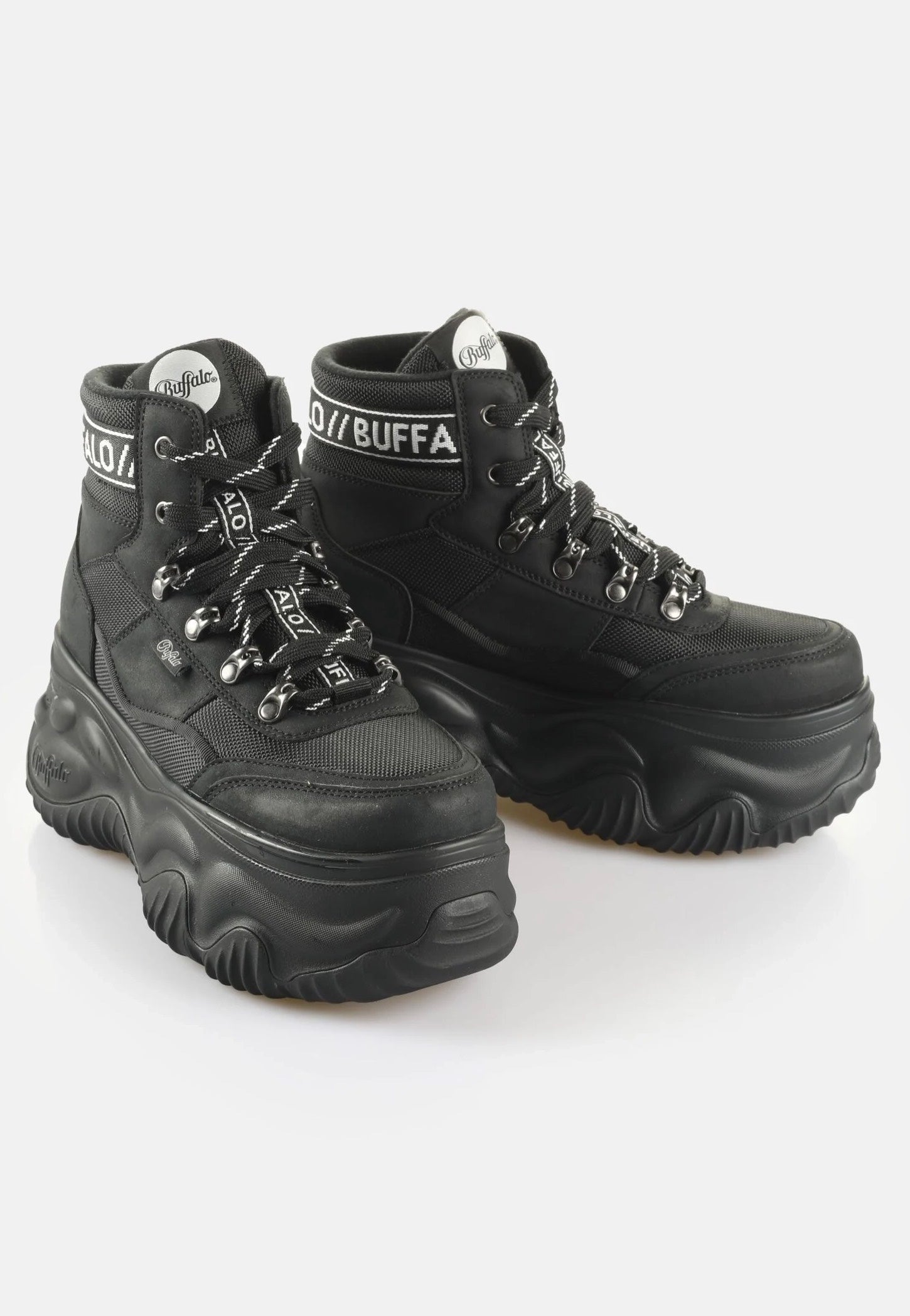 Buffalo - Blader Hiking Vegan Nubuck/Nylon Black - Girl Shoes | Women-Image