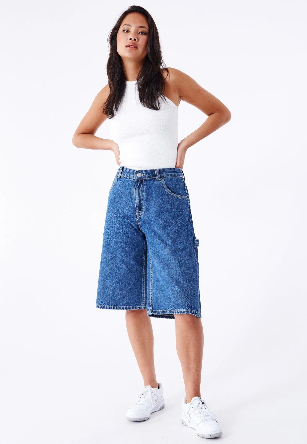 Dr. Denim - Bree Worker Pebble Mid Stone - Shorts | Women-Image