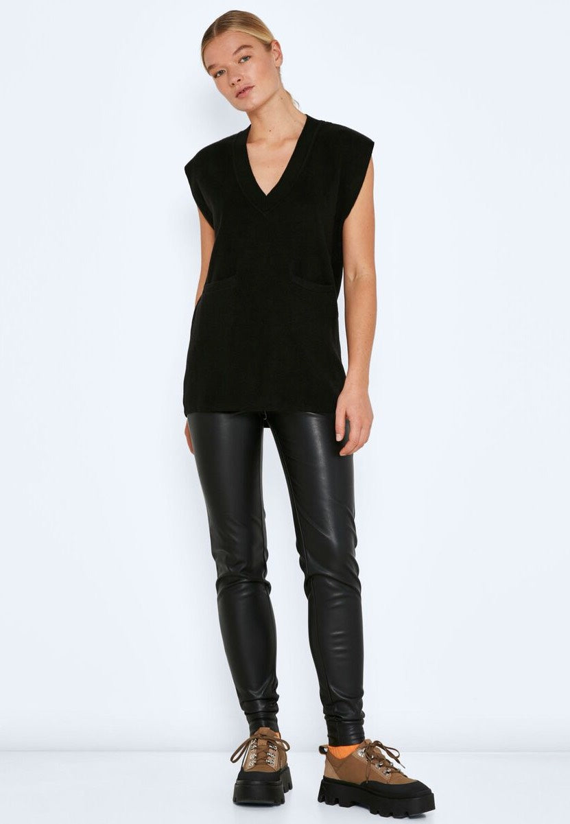 Noisy May - Clari V Neck Pocket Knit Black - Top | Women-Image