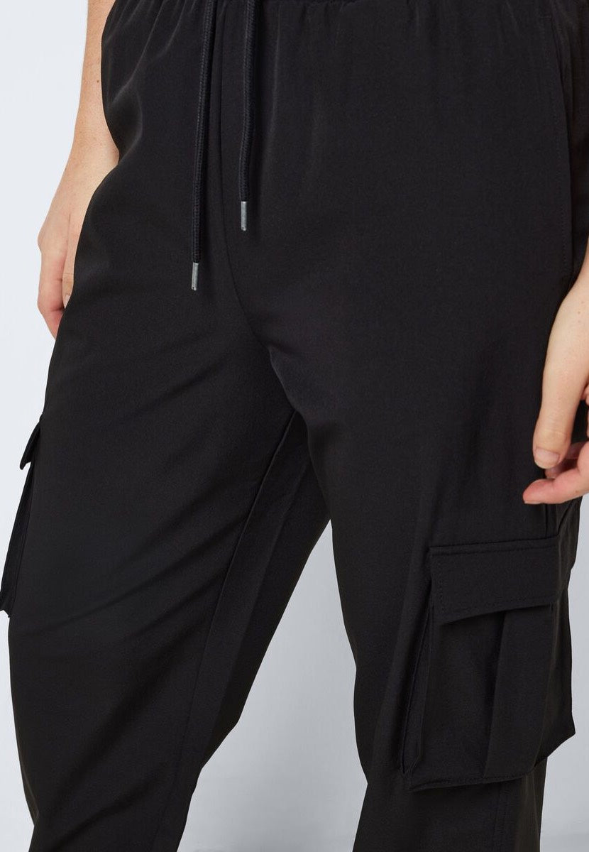 Noisy May - Kirby Cargo Black - Pants | Women-Image