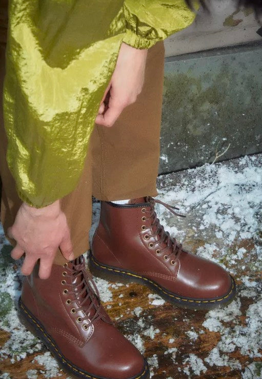 Dr. Martens - Vegan 1460 Brown Norfolk Flat & Brown Borg Fleece - Shoes | Men-Image