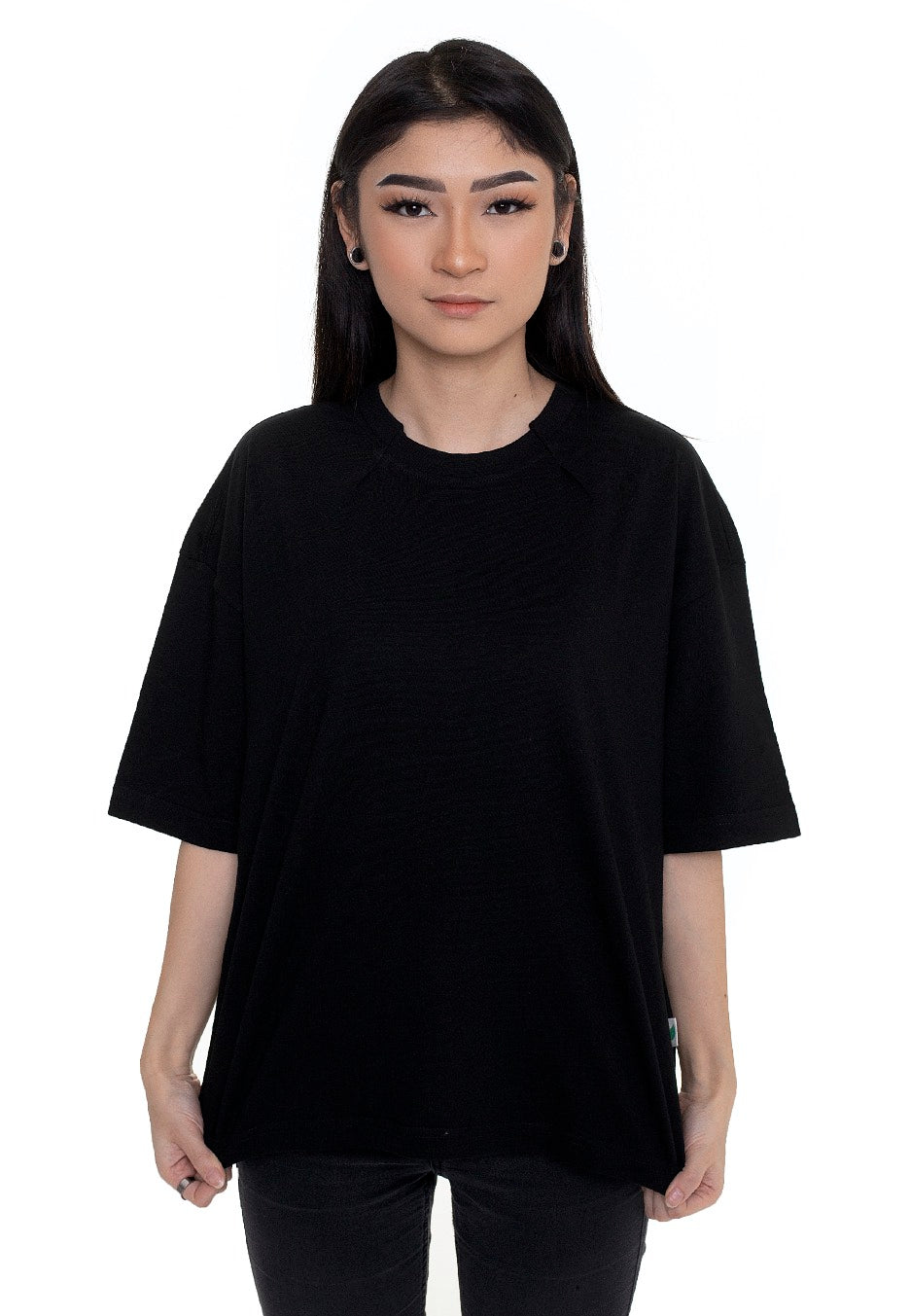 Urban Classics - Ladies Organic Oversized Pleat Black - T-Shirt | Women-Image