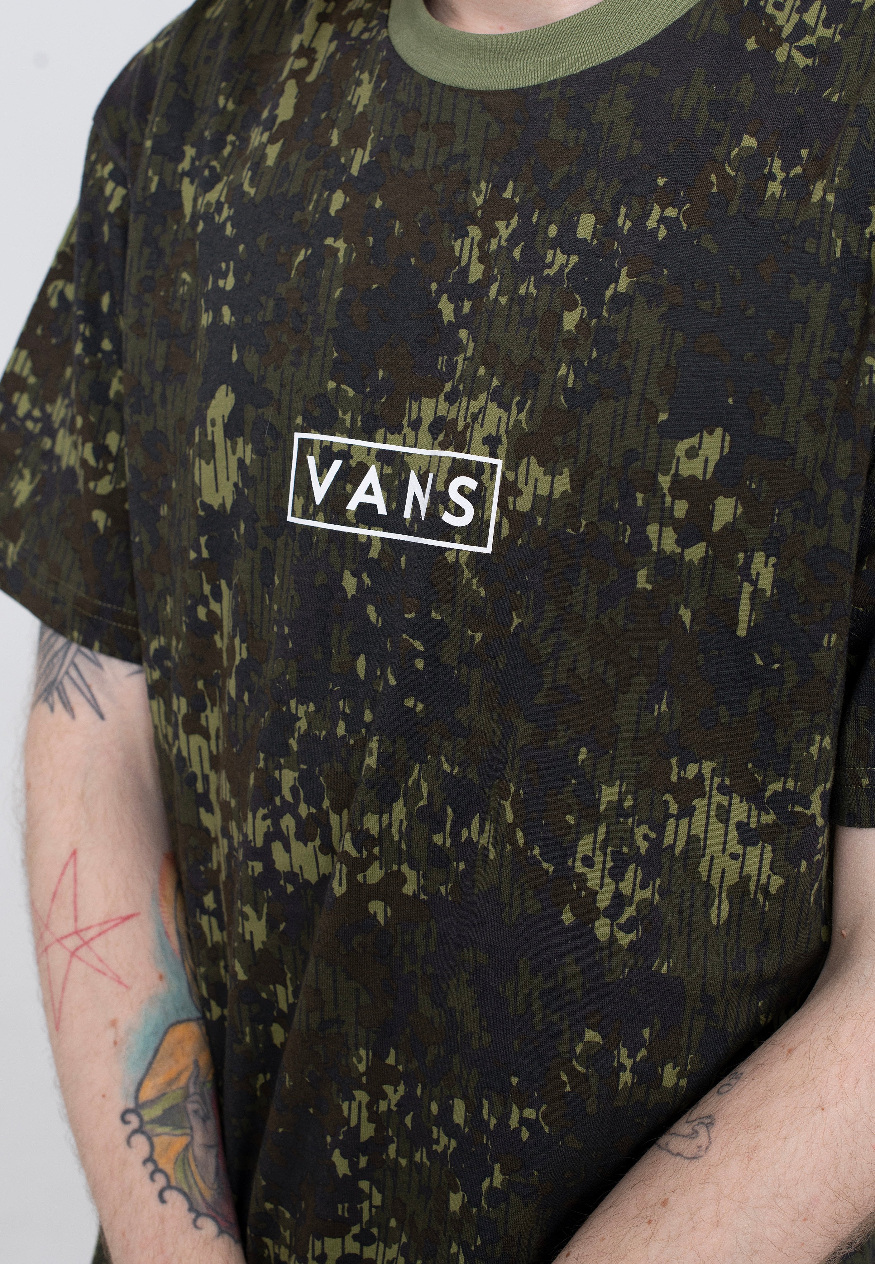 Vans - Classic Easy Box Loden Green/White - T-Shirt | Men-Image