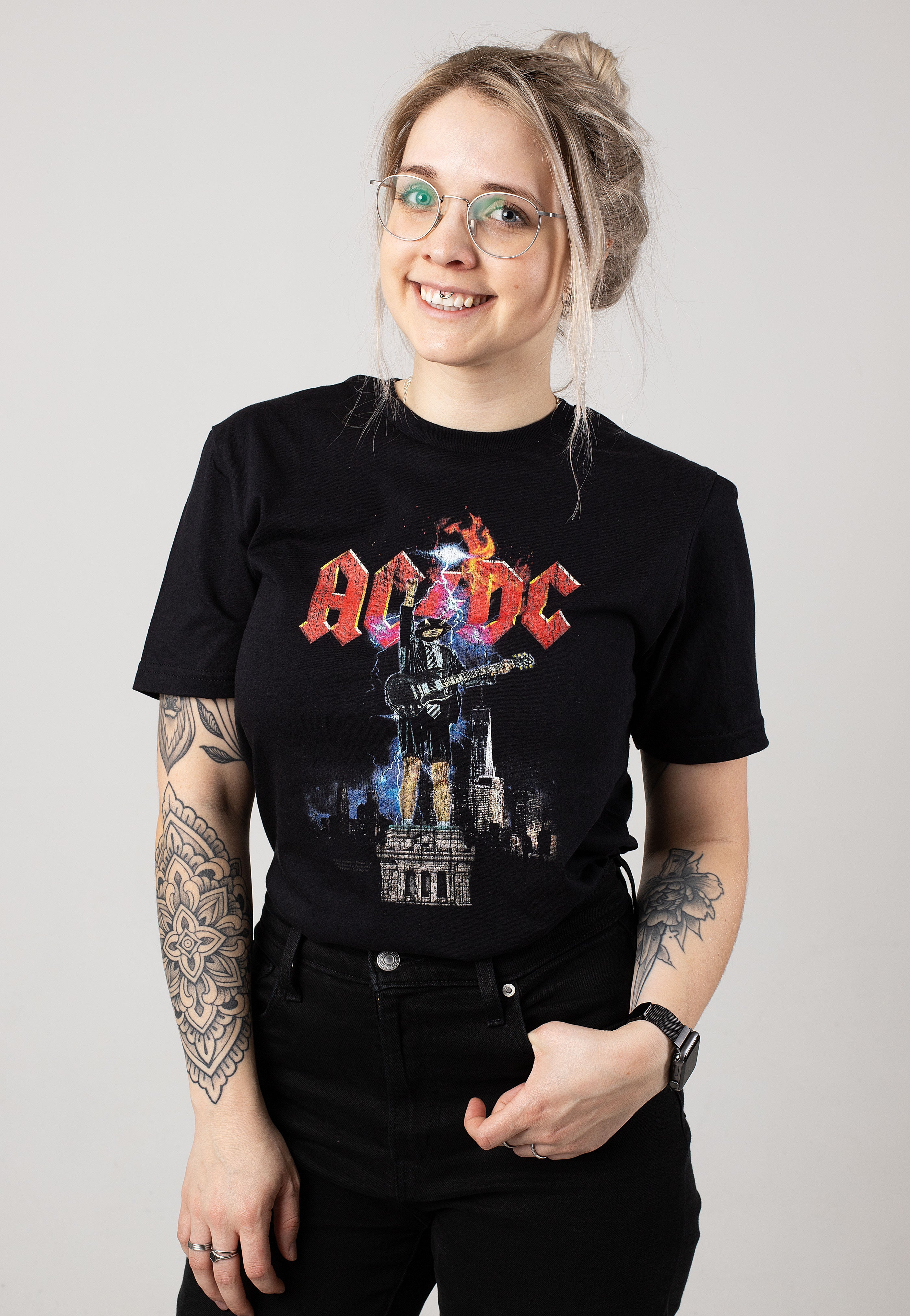 AC/DC - Angus NYC Lightning - T-Shirt | Women-Image