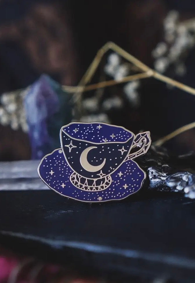 Lively Ghosts - Cup of Stars Purple - Pin | Neutral-Image