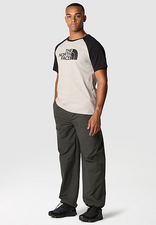 The North Face - Raglan Easy Gravel Grey - T-Shirt | Men-Image