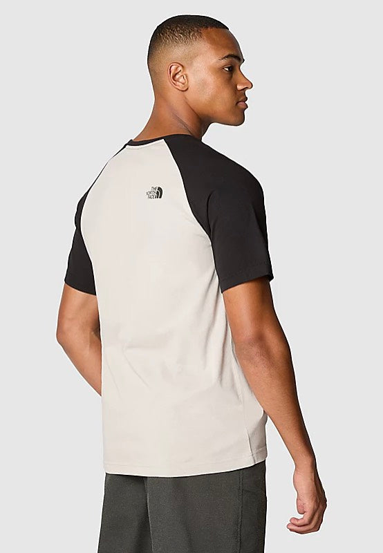 The North Face - Raglan Easy Gravel Grey - T-Shirt | Men-Image