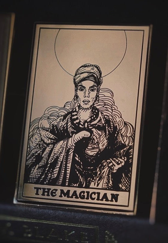 Lively Ghosts - The Magician Tarot Gold - Pin | Neutral-Image