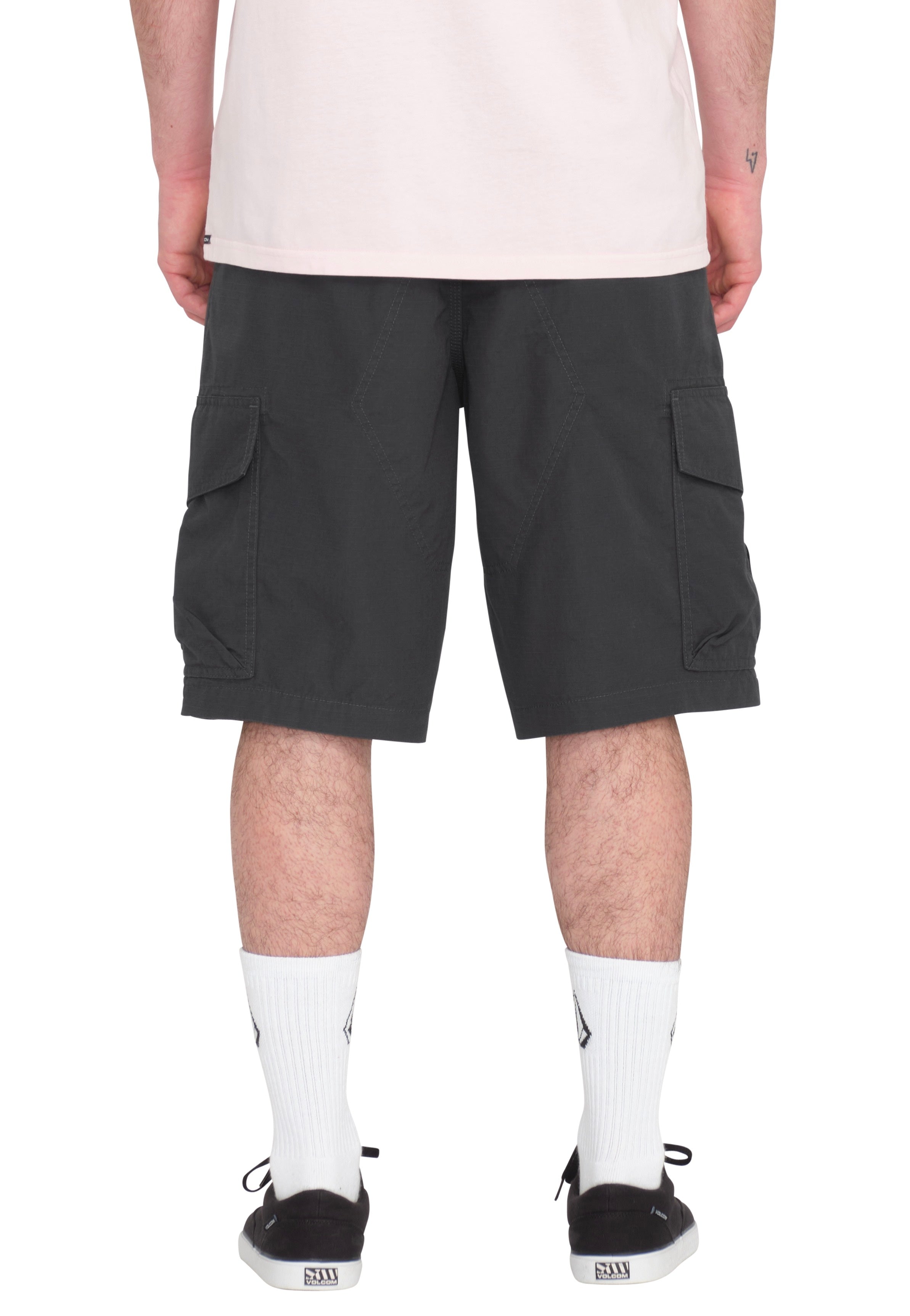 Volcom - Grande Barracks Cargo 22 Asphalt Black - Shorts | Men-Image