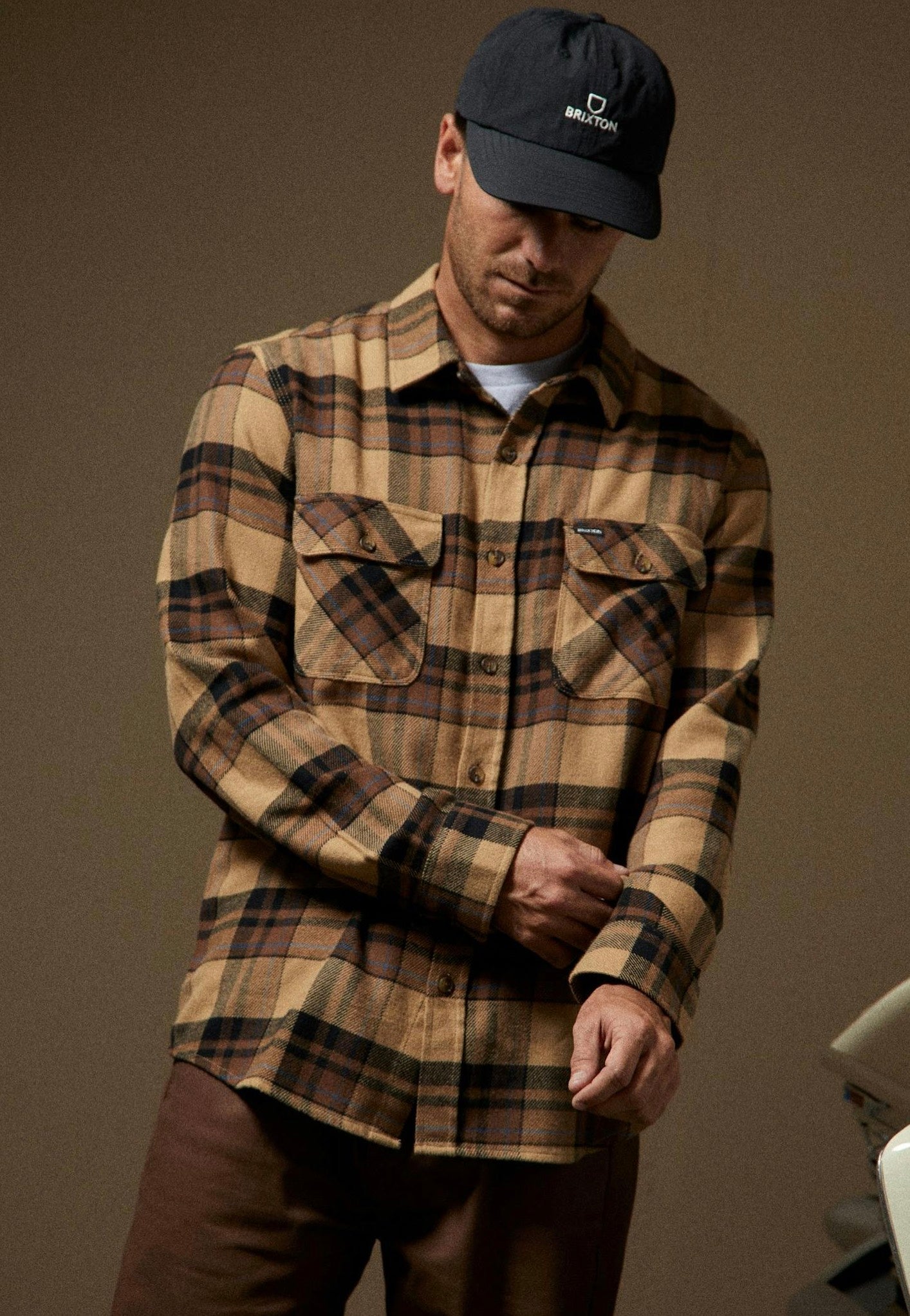 Brixton - Bowery Flannel Tiger's Eye/Pinecone Brown/Washed Black - Shirt | Men-Image