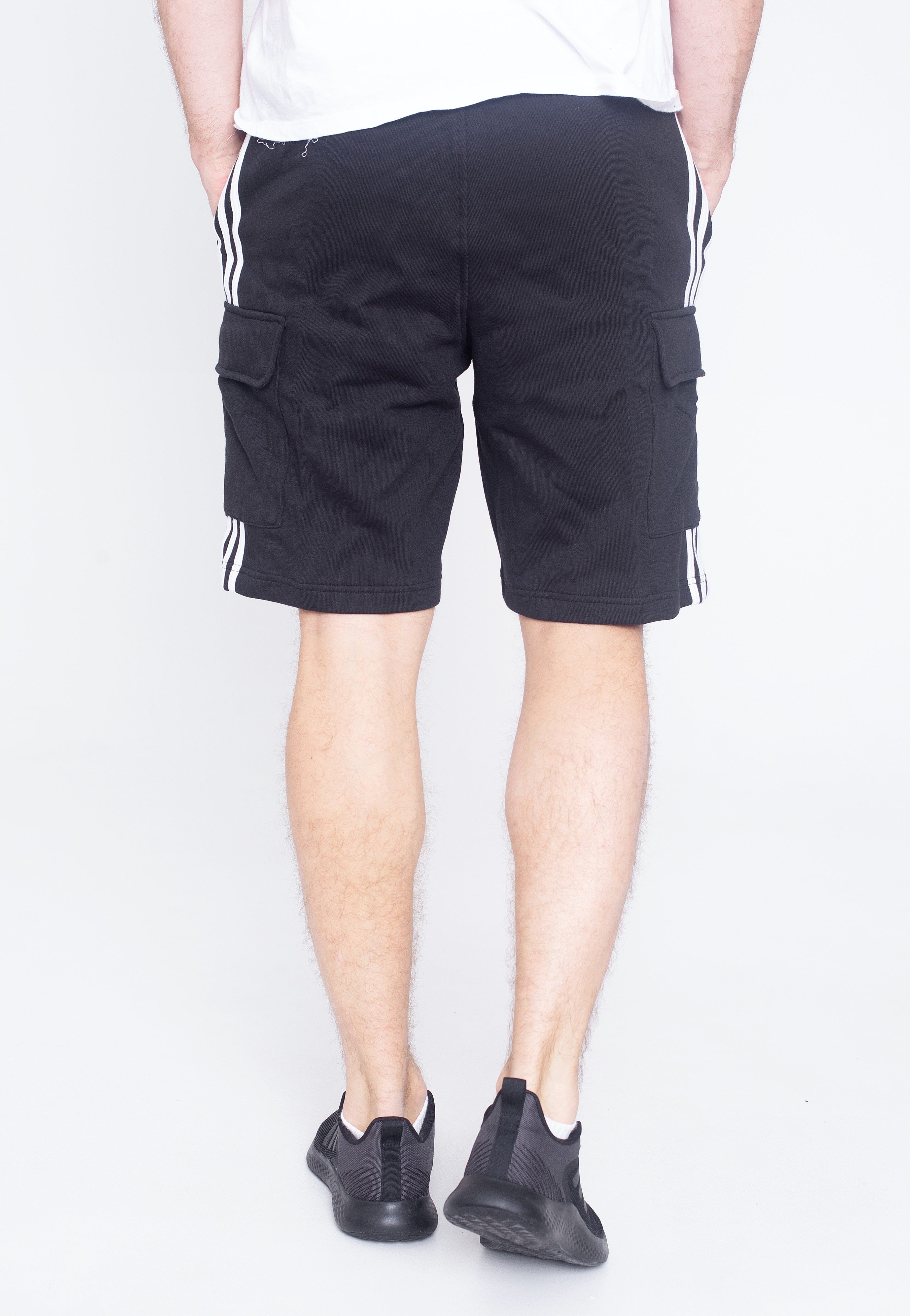 Adidas - 3S Cargo Black - Shorts | Men-Image