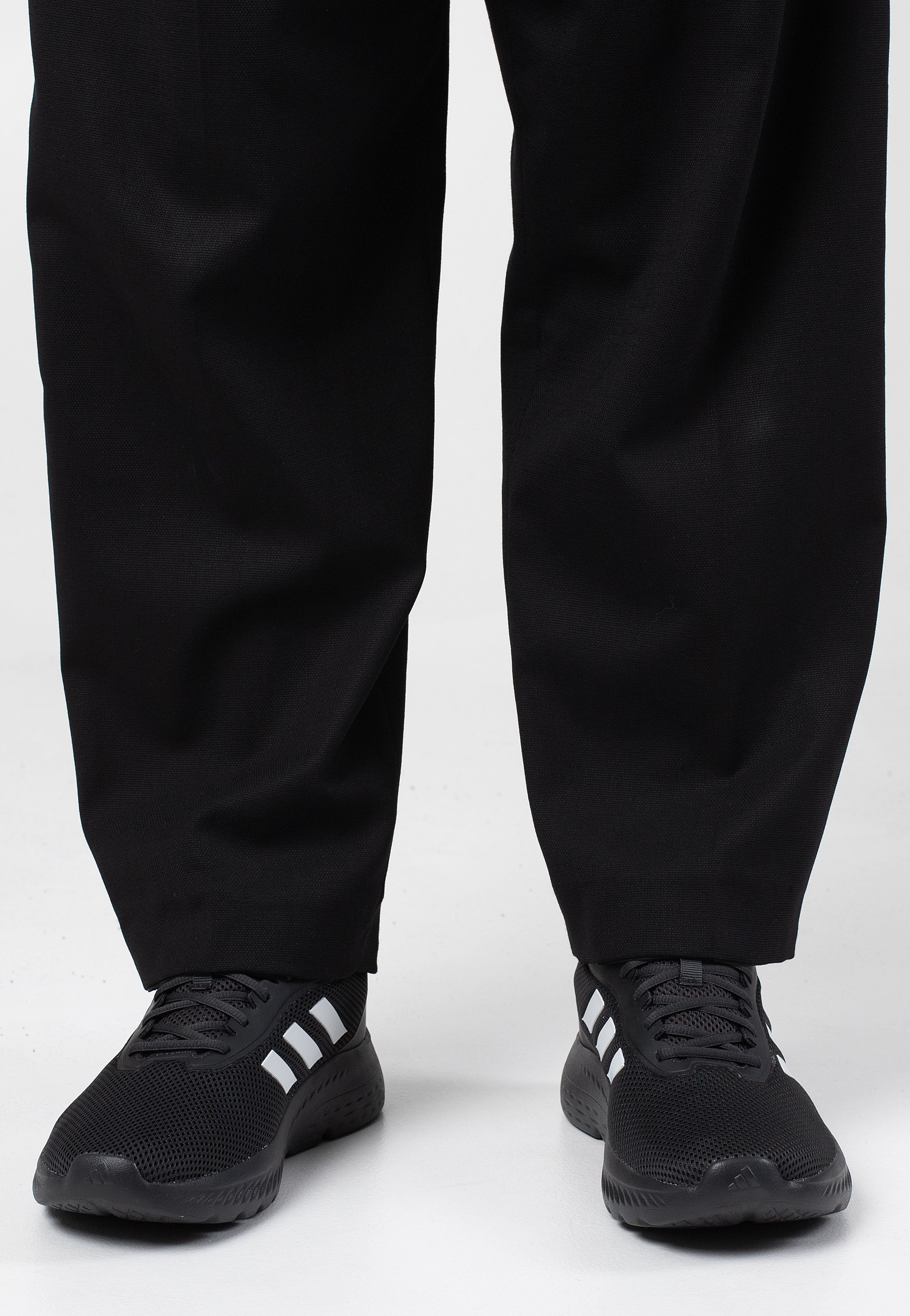 Adidas - Cloudfoam Move Carbon/Ftwwht/Cblack - Shoes | Men-Image