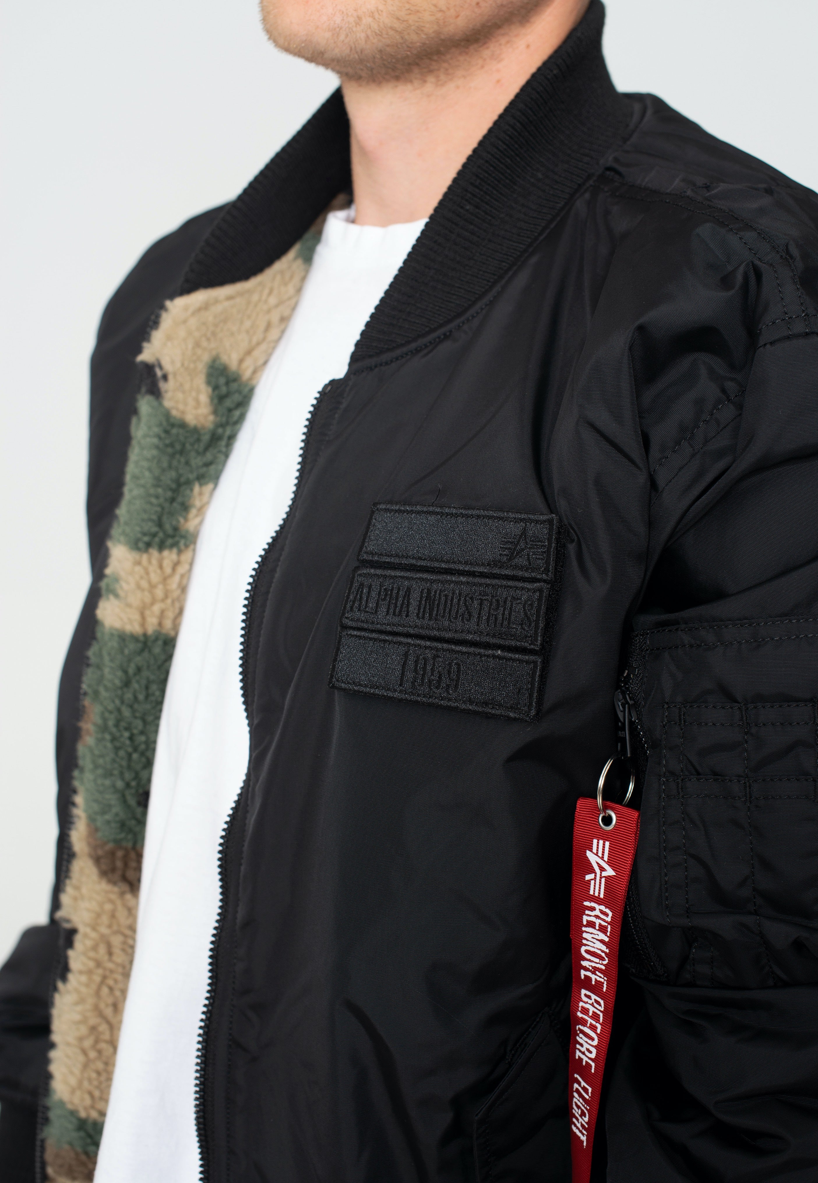 Alpha Industries - MA 1 FLC Rev Black - Jacket | Men-Image