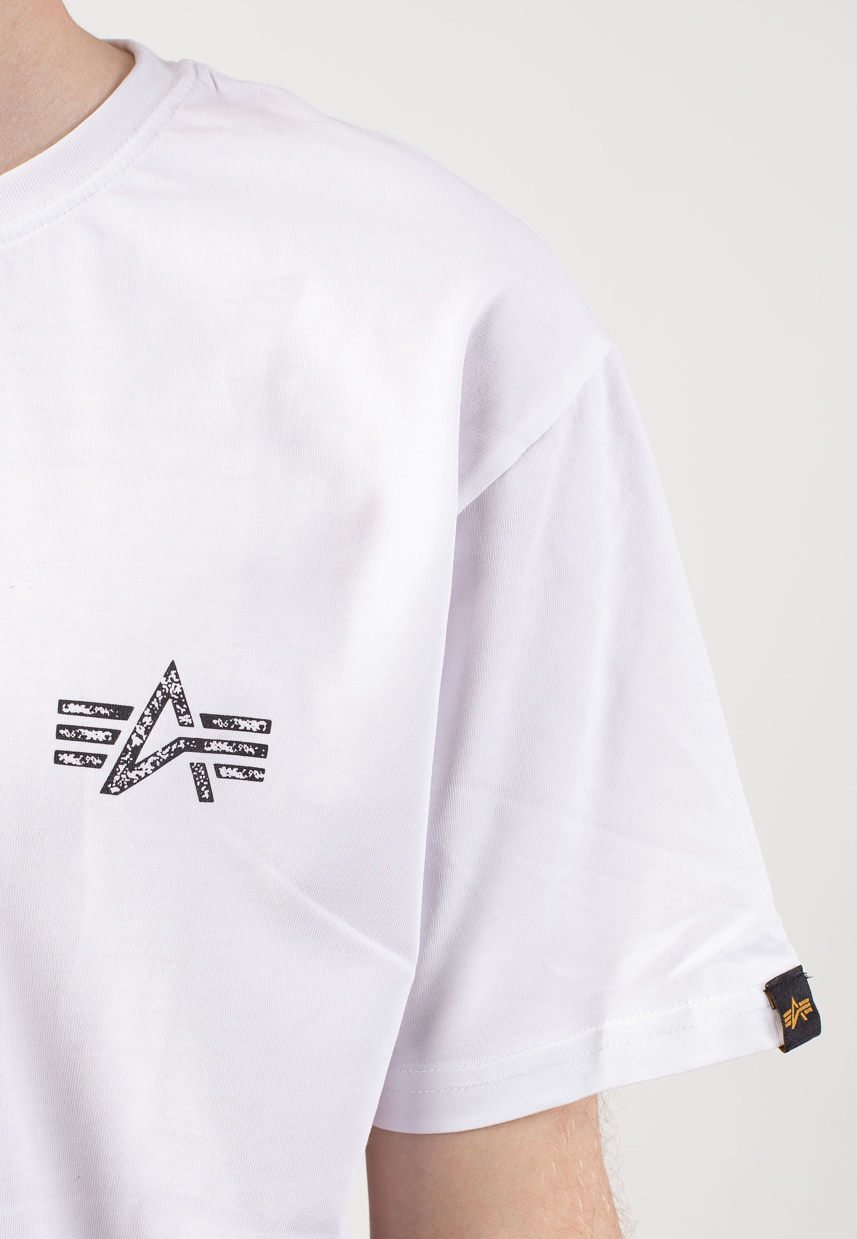 Alpha Industries - Signature BP White - T-Shirt | Men-Image