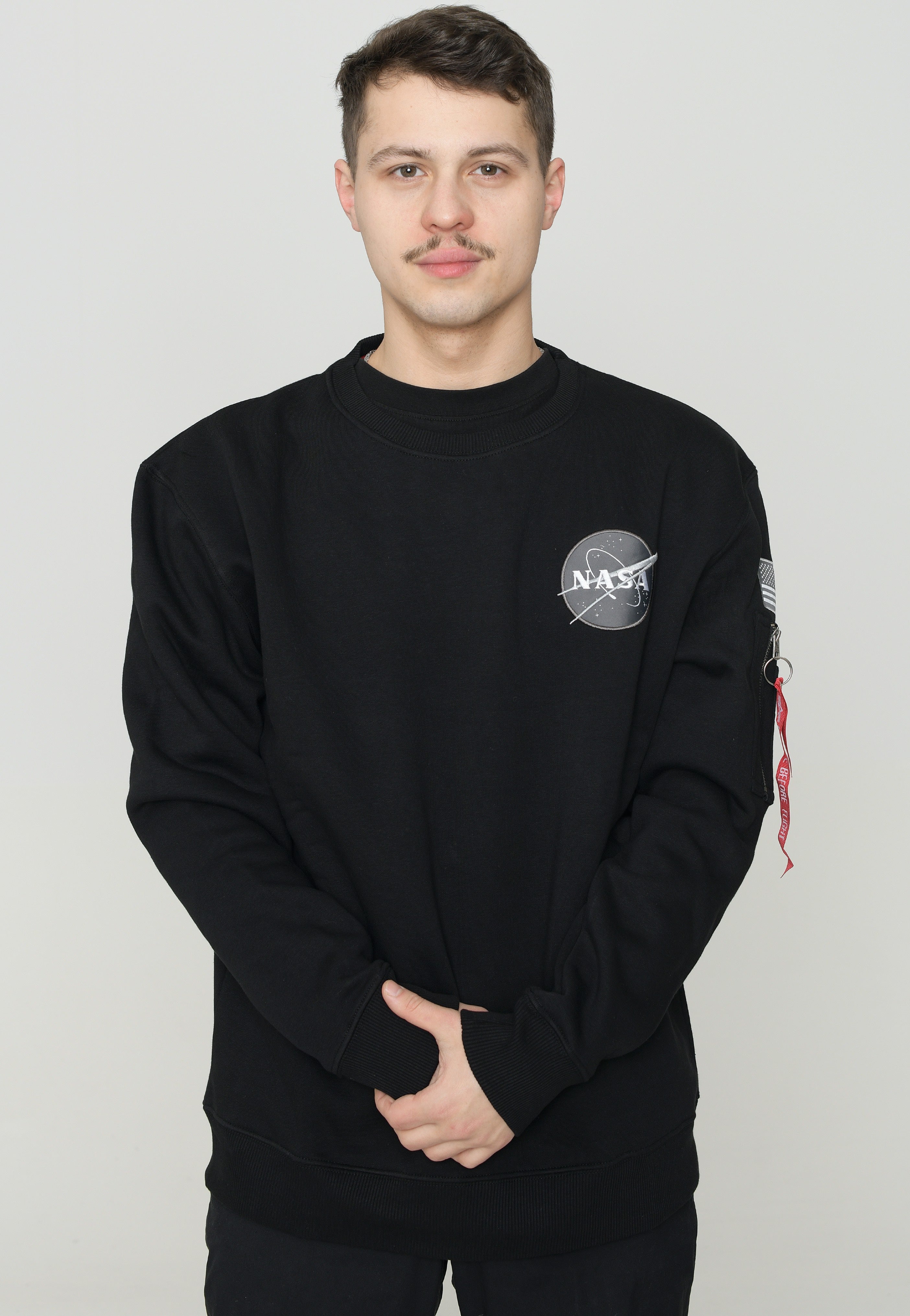 Alpha Industries - Space Shuttle Black - Sweater | Men-Image