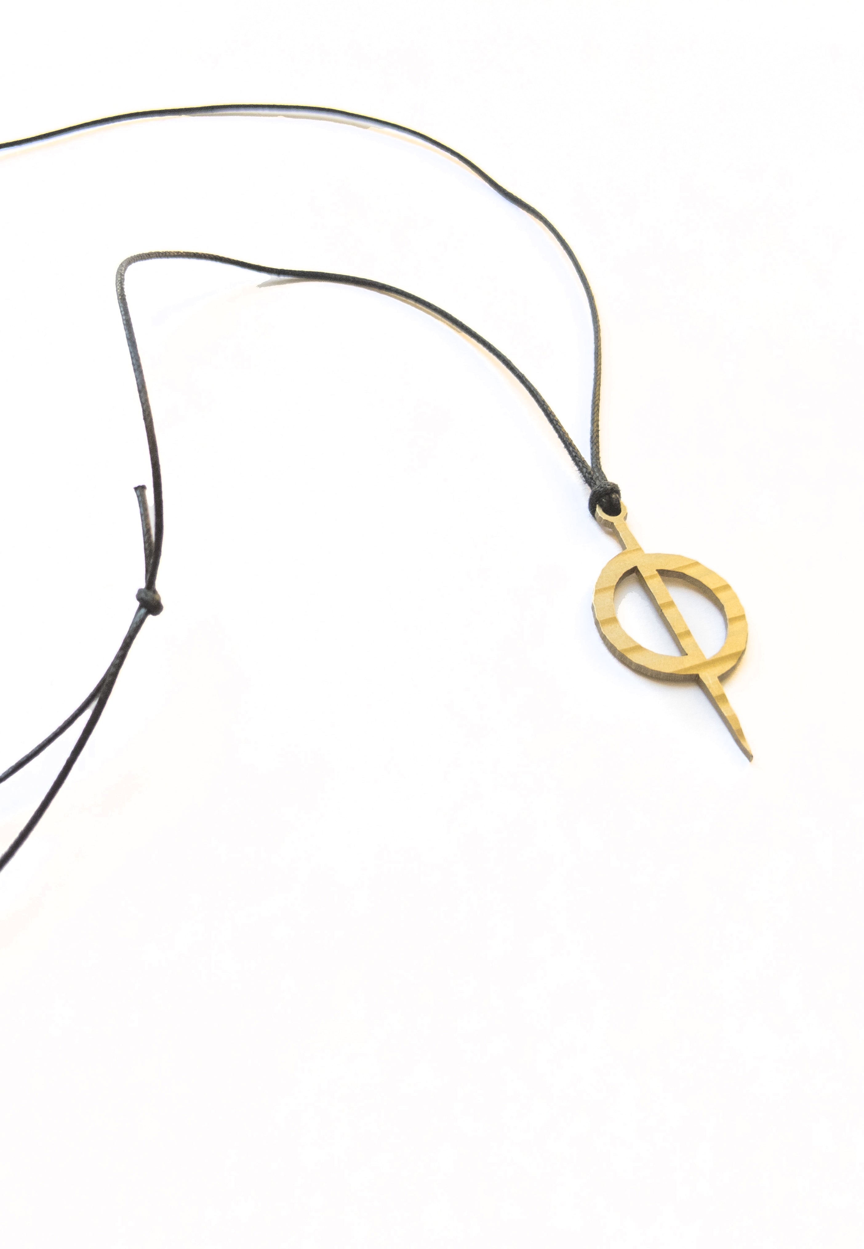 Annisokay - Symbol O Shape - Necklace | Neutral-Image