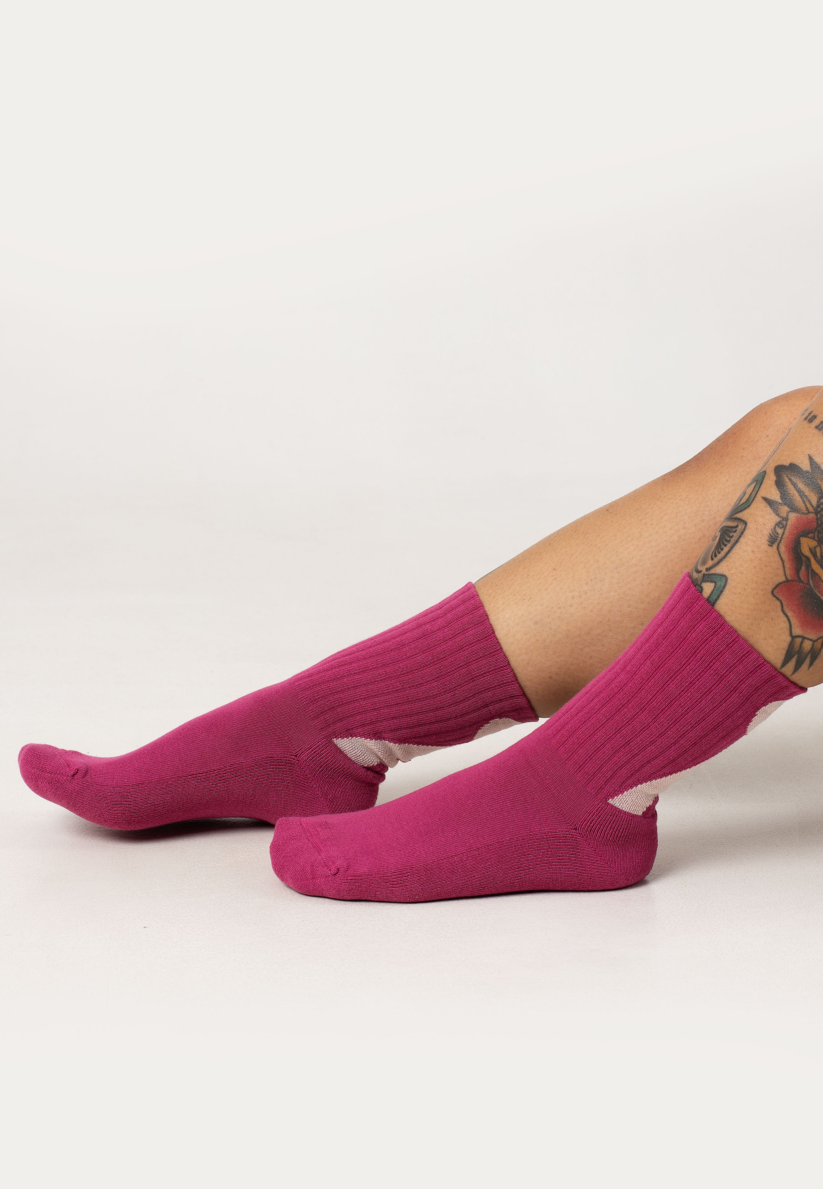 Armedangels - Saamus Short Crushed Berry/Oatmilk - Socks | Women-Image