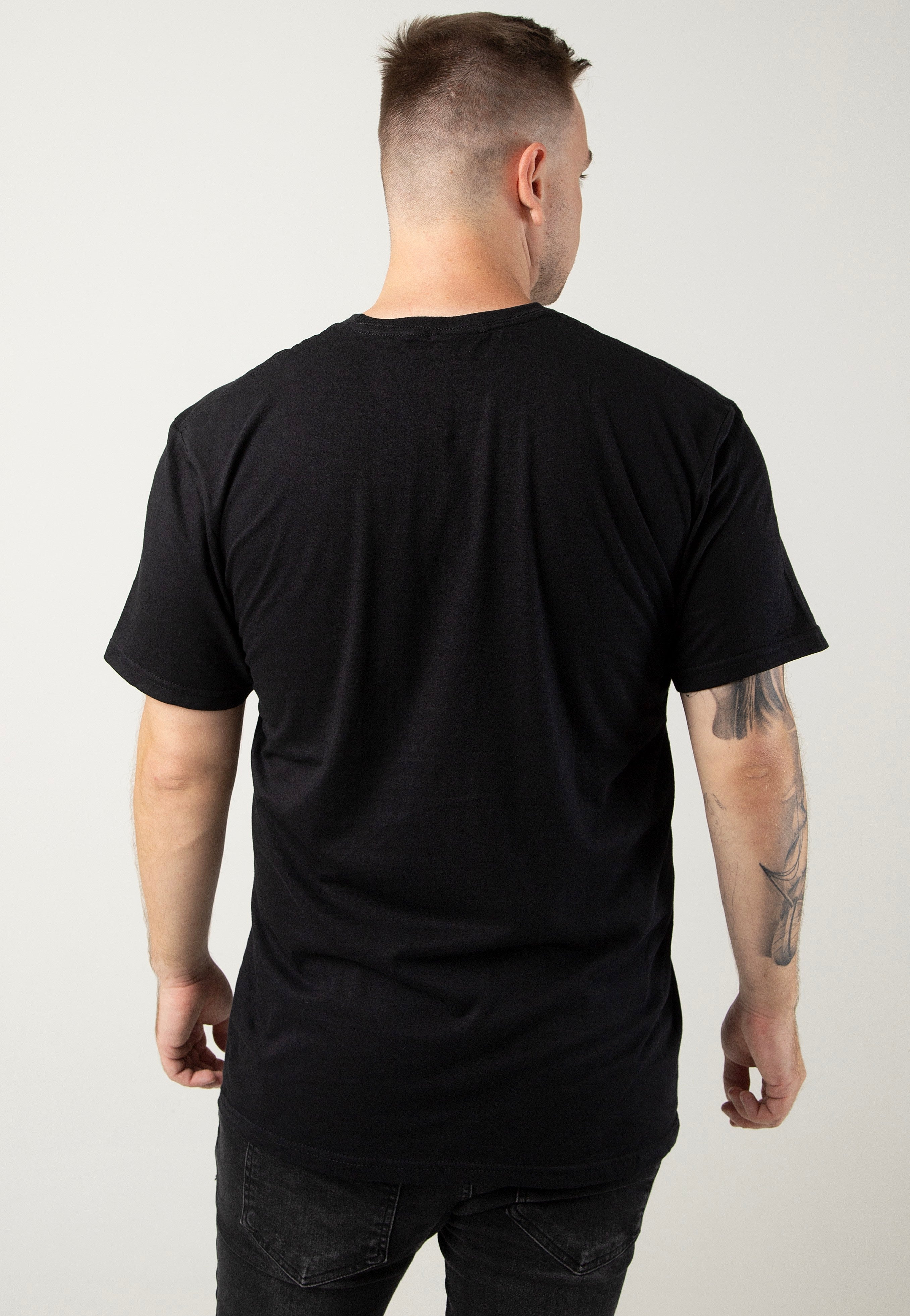 Atticus - Front Black - T-Shirt | Men-Image