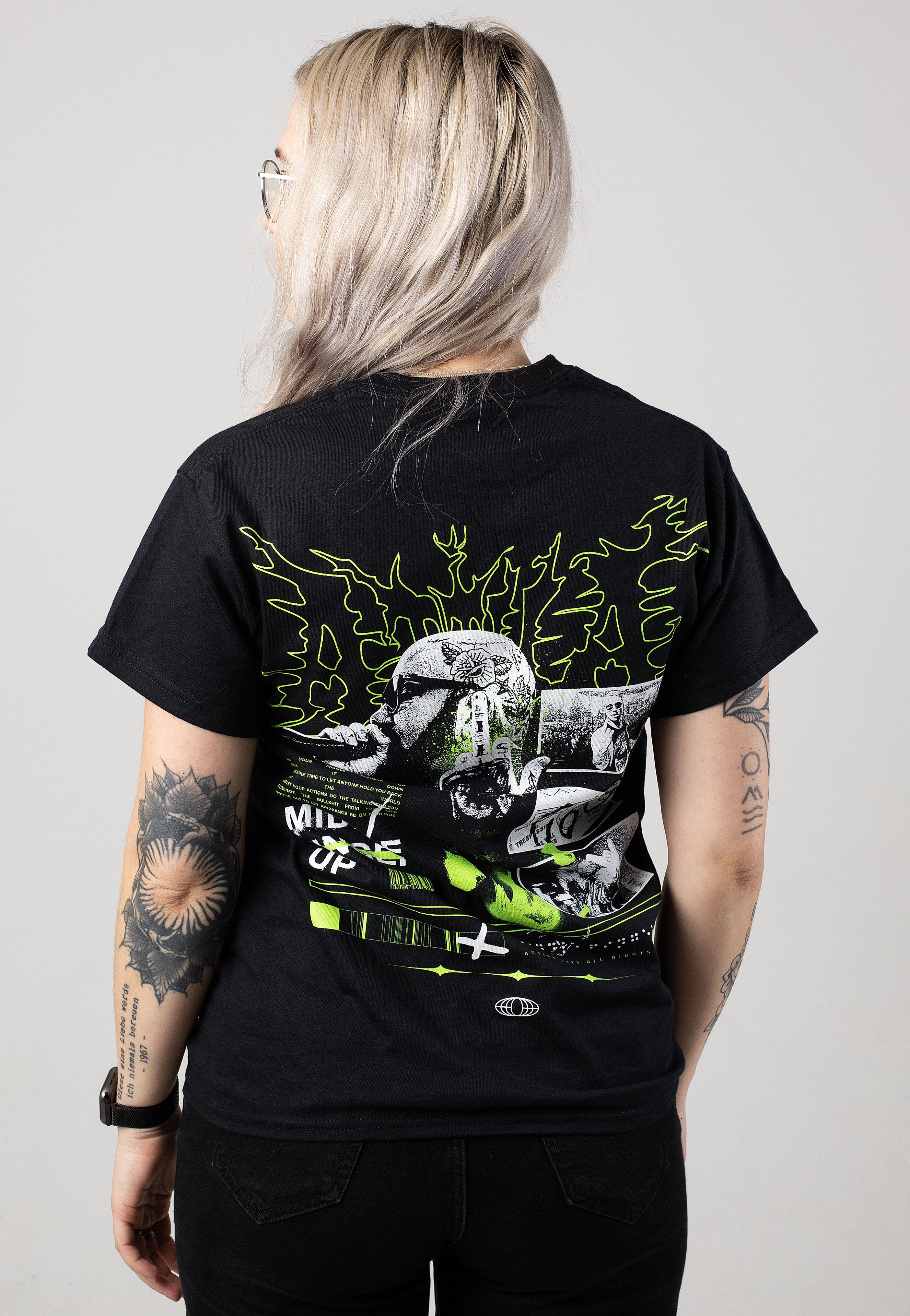 Attila - Middle Fingers Up - T-Shirt | Women-Image