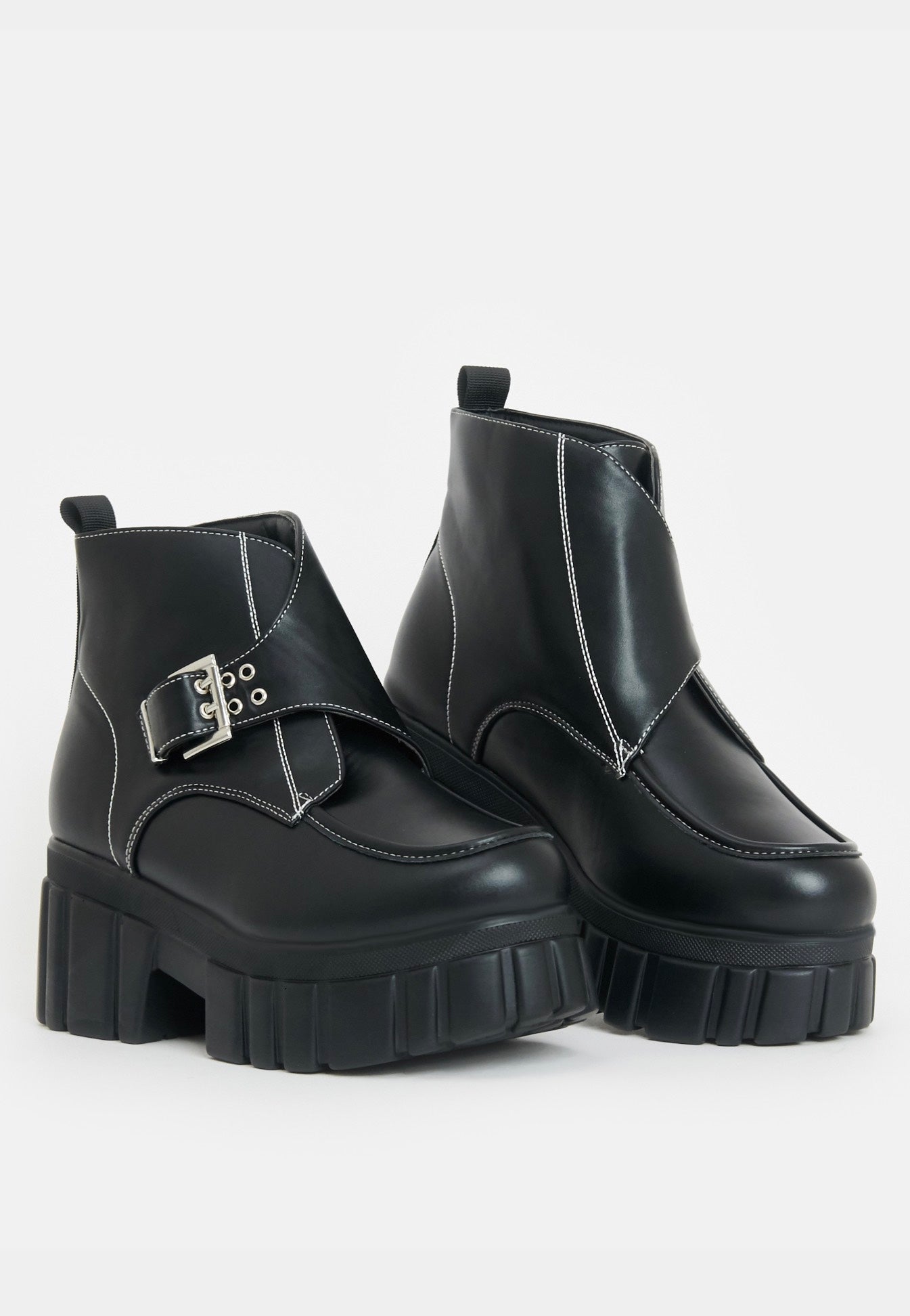 Koi Footwear - Mandoras Buckle Strap Chunky Black - Girl Shoes | Women-Image