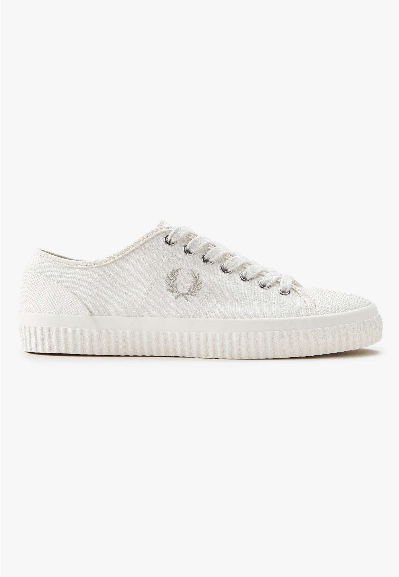 Fred Perry - Hughes Low Canvas Light Ecru/Oatmeal - Shoes | Men-Image