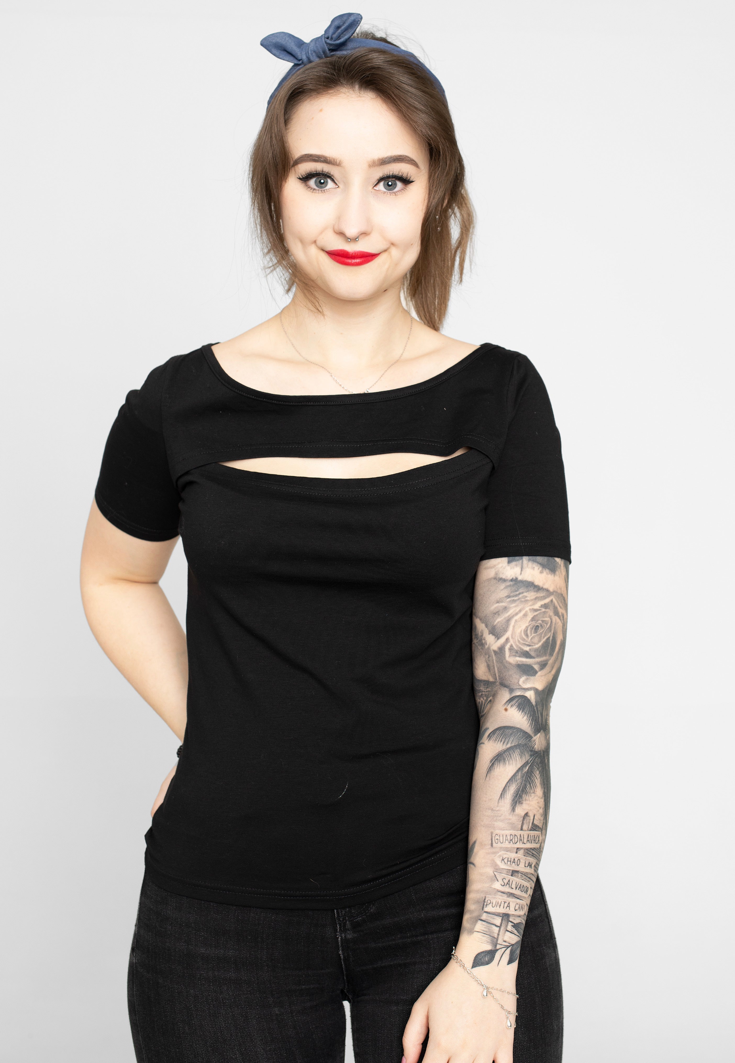 Banned Apparel - Rose Jersey Black - Top | Women-Image