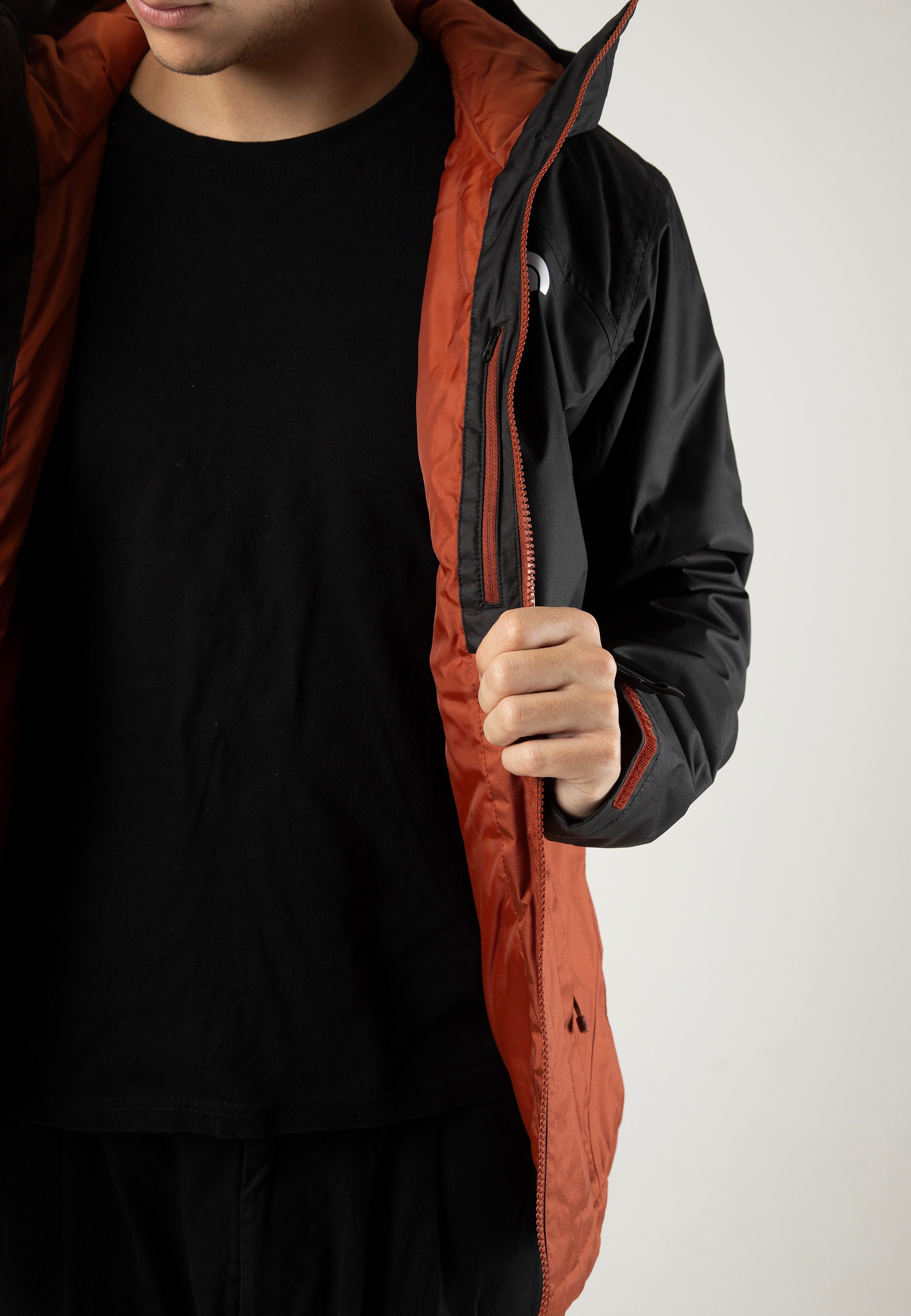 The North Face - Millerton Insulated Brandybn/Tnf Black - Jacket | Men-Image