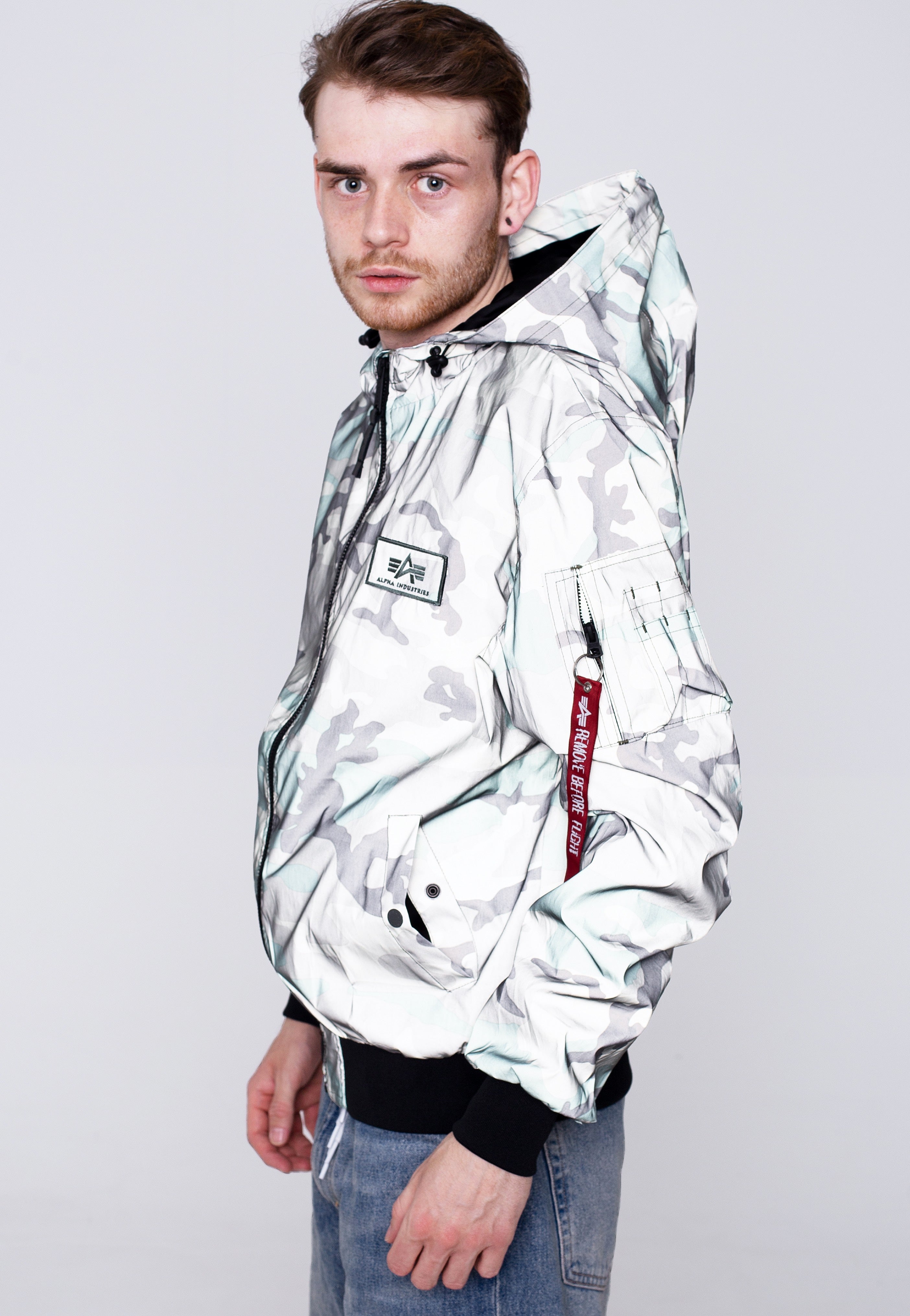 Alpha Industries - MA 1 LW Hooded Refl. Camo Woodland Camo - Jacket | Men-Image