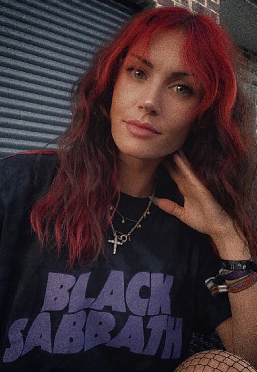 Black Sabbath - Wavy Logo Dip Dye - T-Shirt | Women-Image