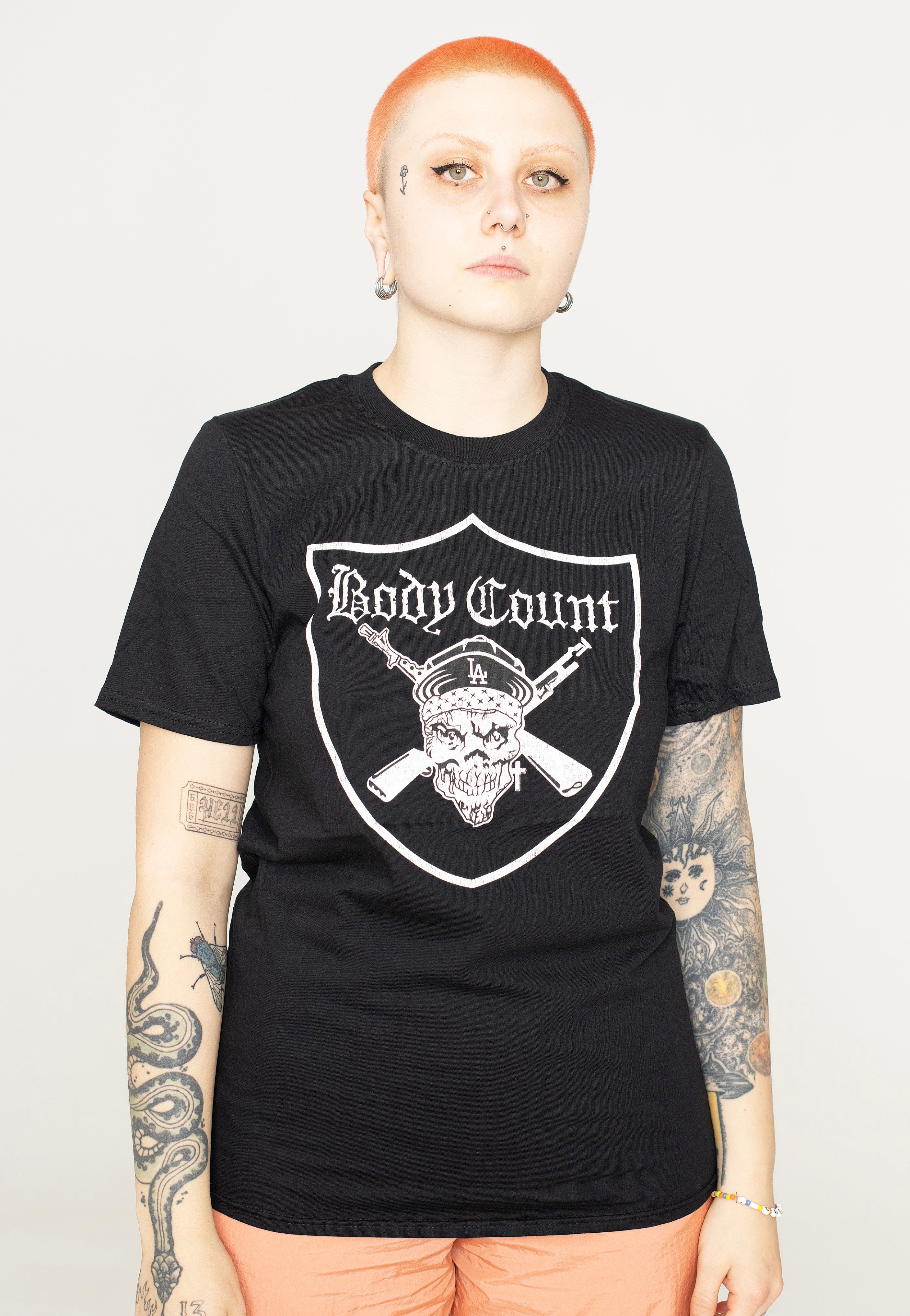 Body Count - Gunner Pirate Shield - T-Shirt | Women-Image