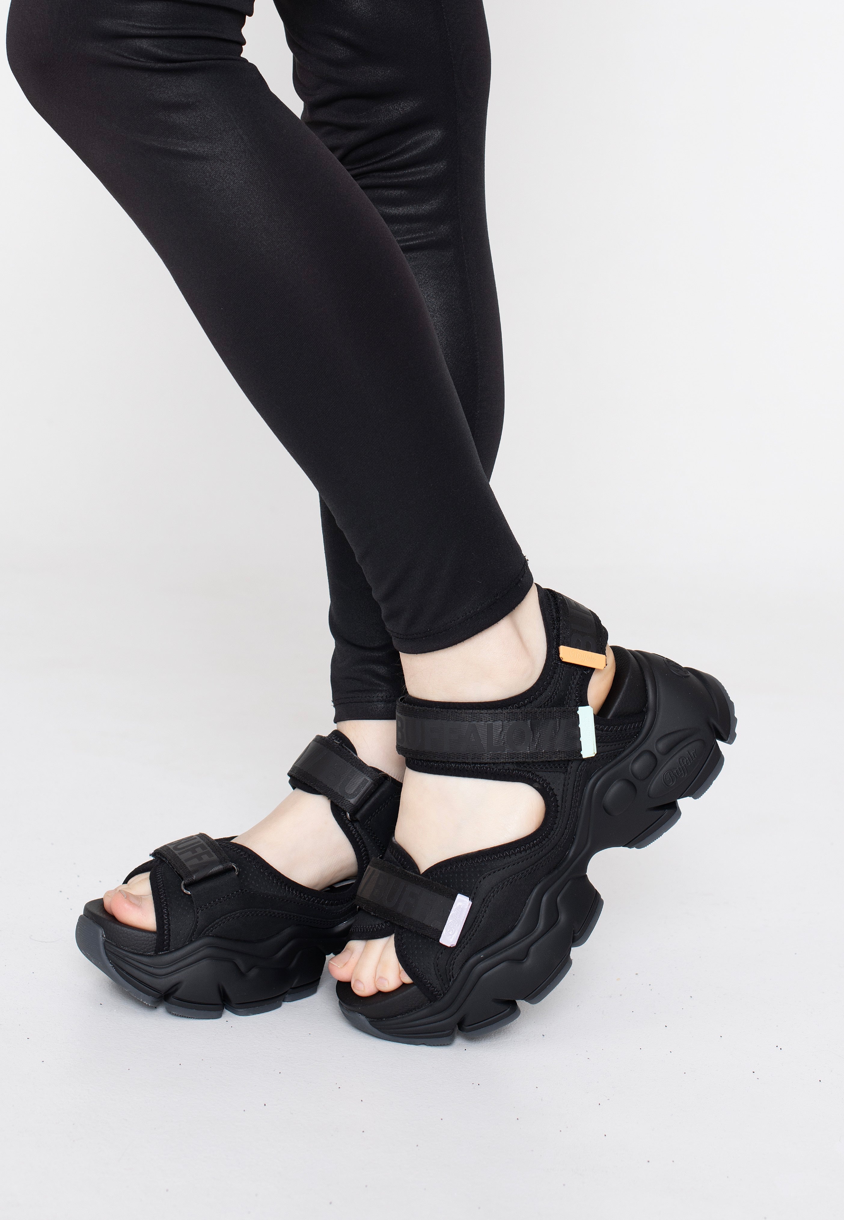 Buffalo - Binary 0 Vegan Nappa Nylon Black - Girl Sandals | Women-Image