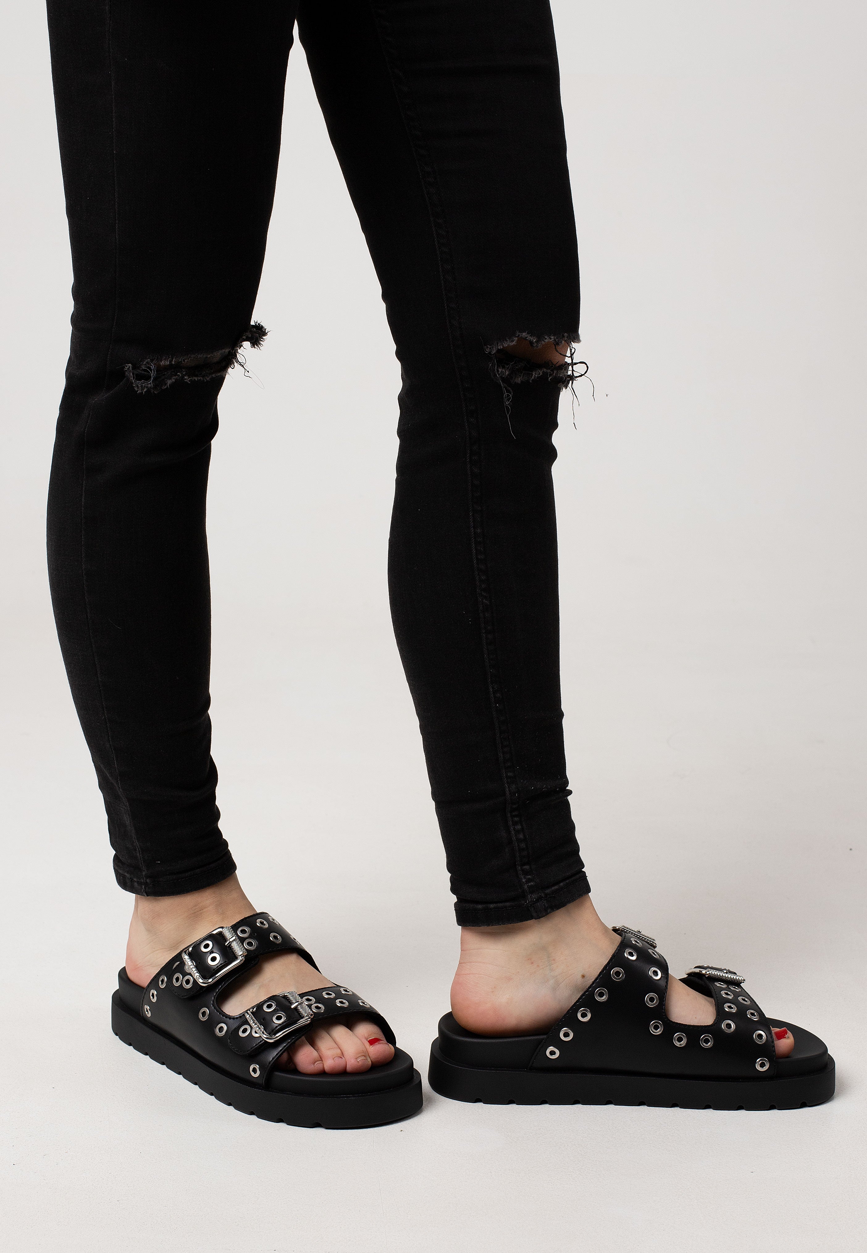 Buffalo - Eve Ari Vegan Nappa Black - Girl Slides | Women-Image