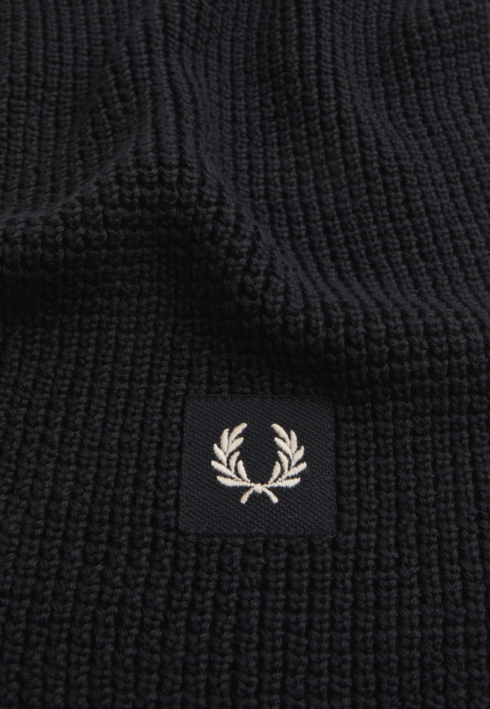 Fred Perry - Waffle Knit Patch Branded Rib Black/Oatmeal - Scarf | Neutral-Image