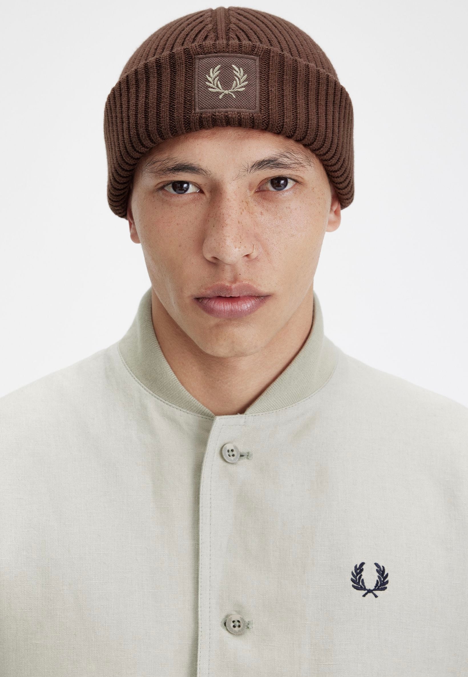 Fred Perry - Cotton Rib Road Brick/Warm Grey - Beanie | Neutral-Image