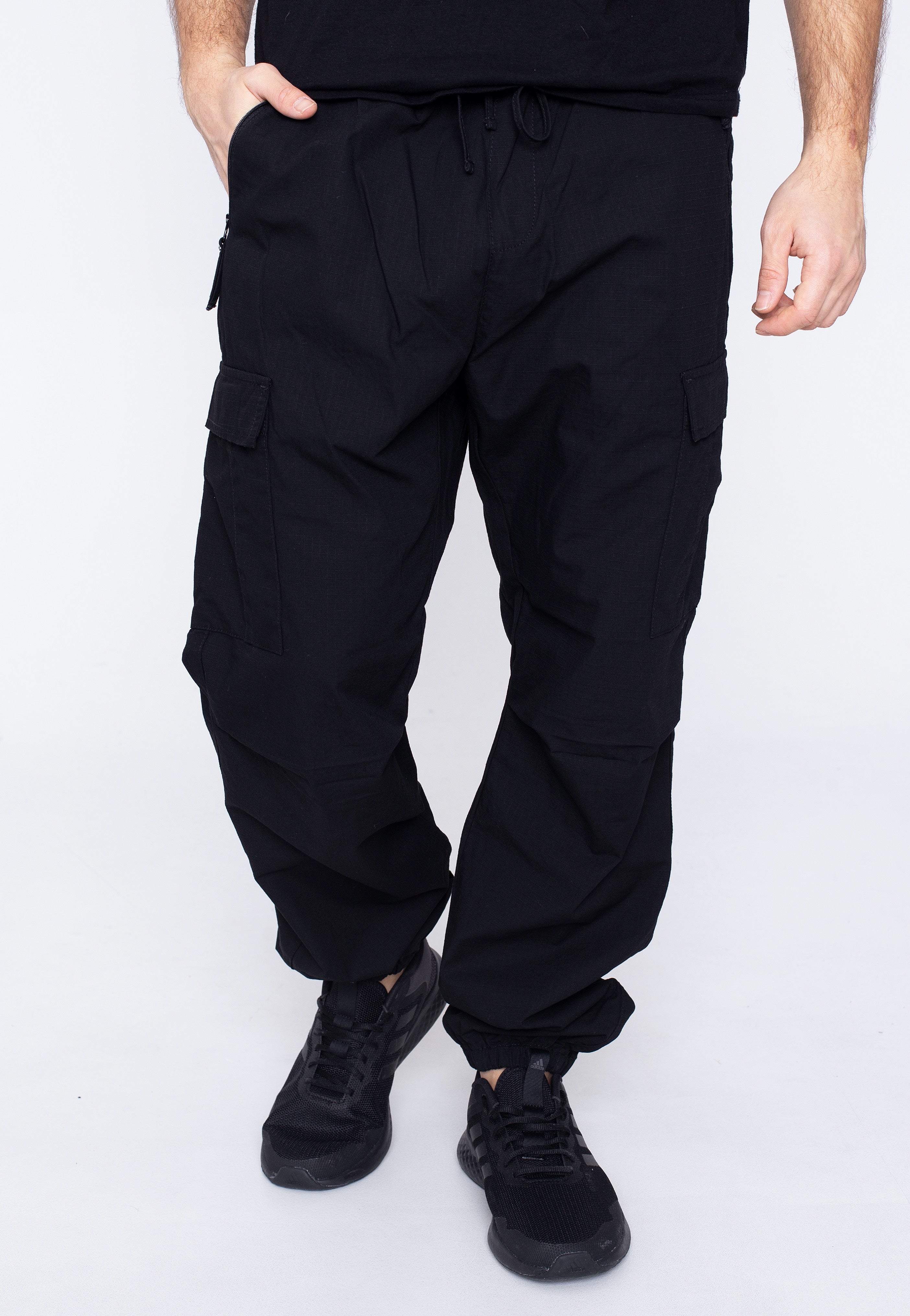 Carhartt WIP - Cargo Black - Sweat Pants | Men-Image