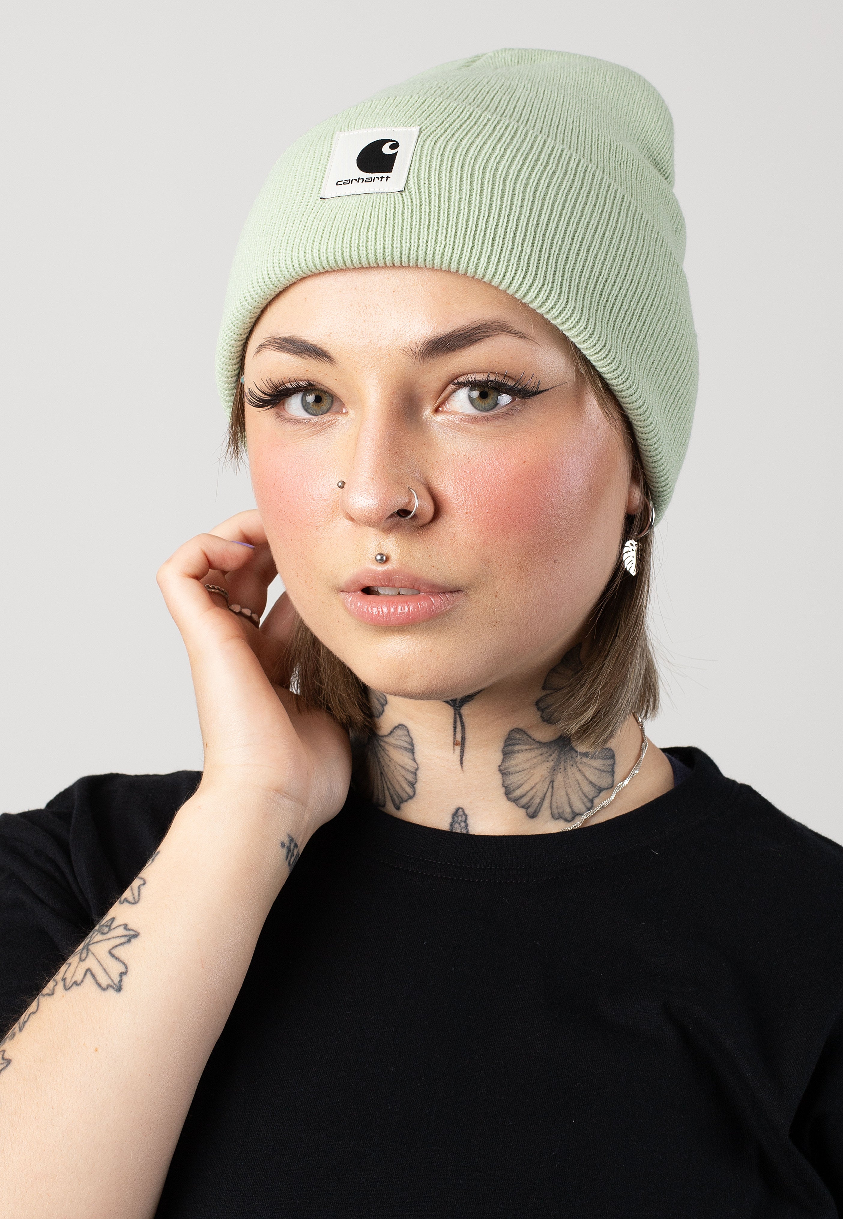 Carhartt WIP - Ashley Charm Green - Beanie | Neutral-Image