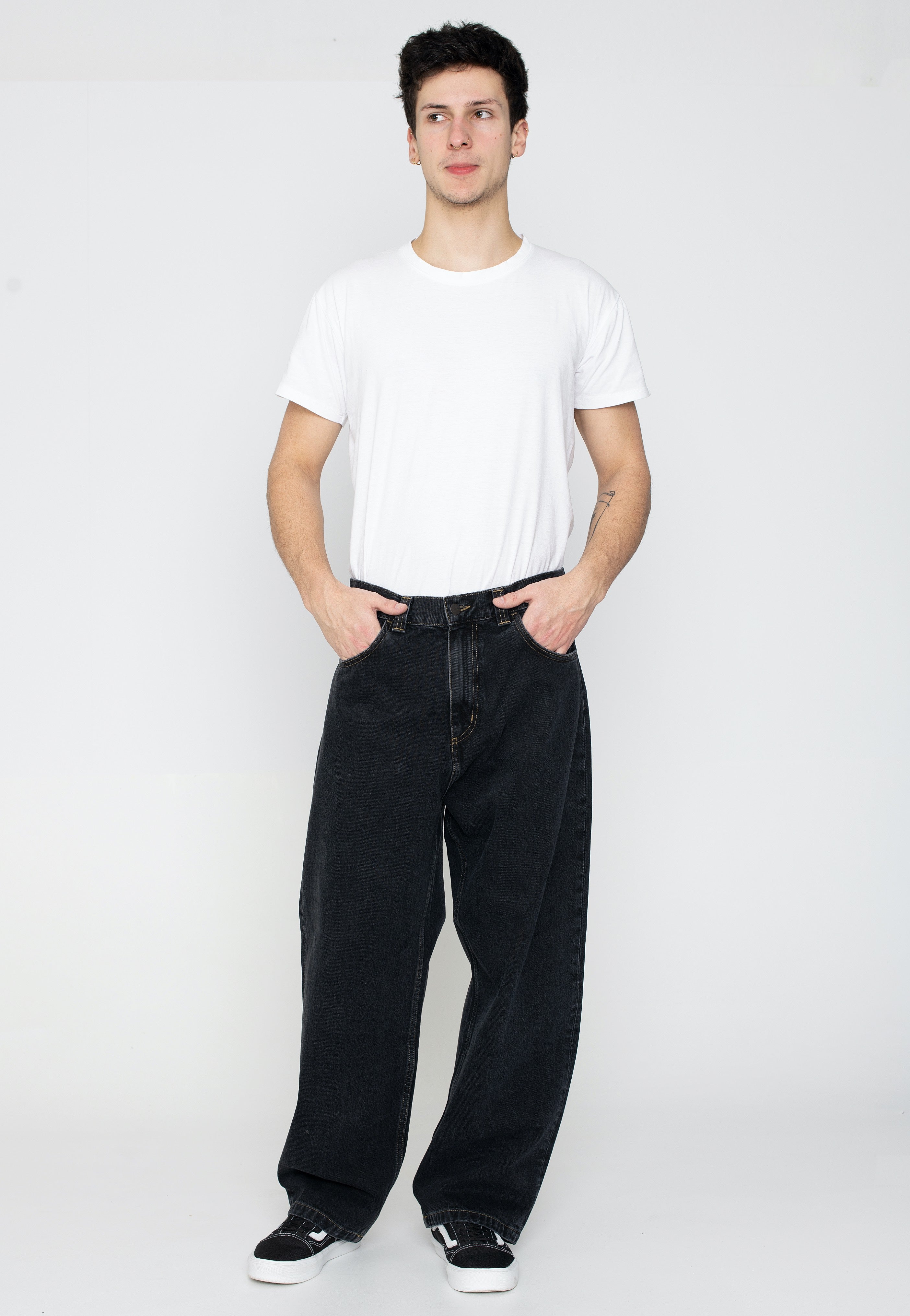 Carhartt WIP - Brandon Stone Washed Black - Jeans | Men-Image