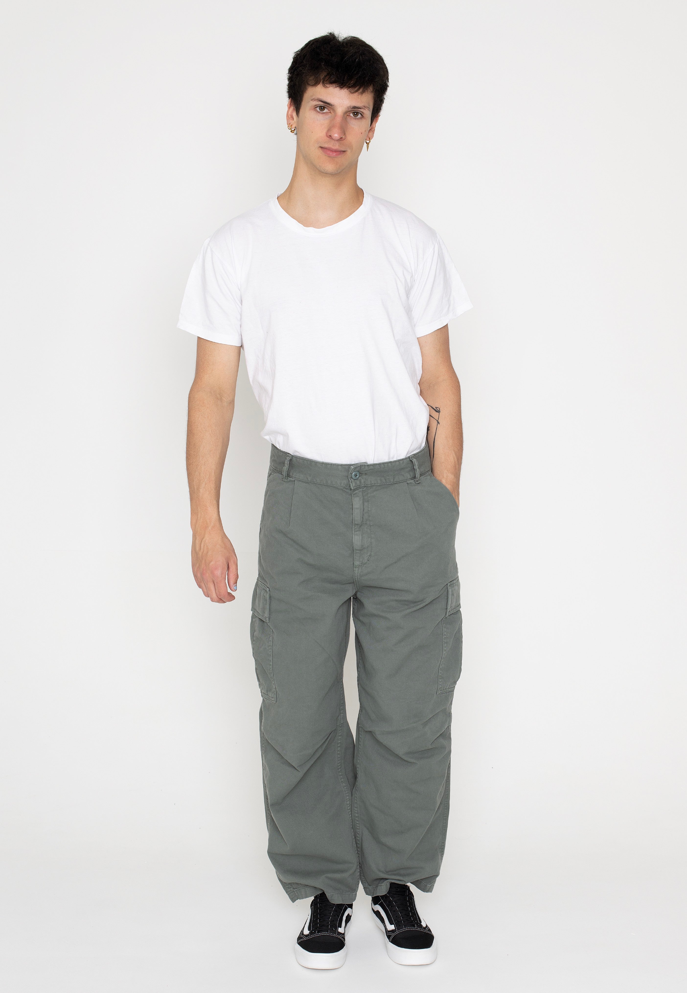 Carhartt WIP - Cole Cargo Garment Dyed Smoke Green - Pants | Men-Image