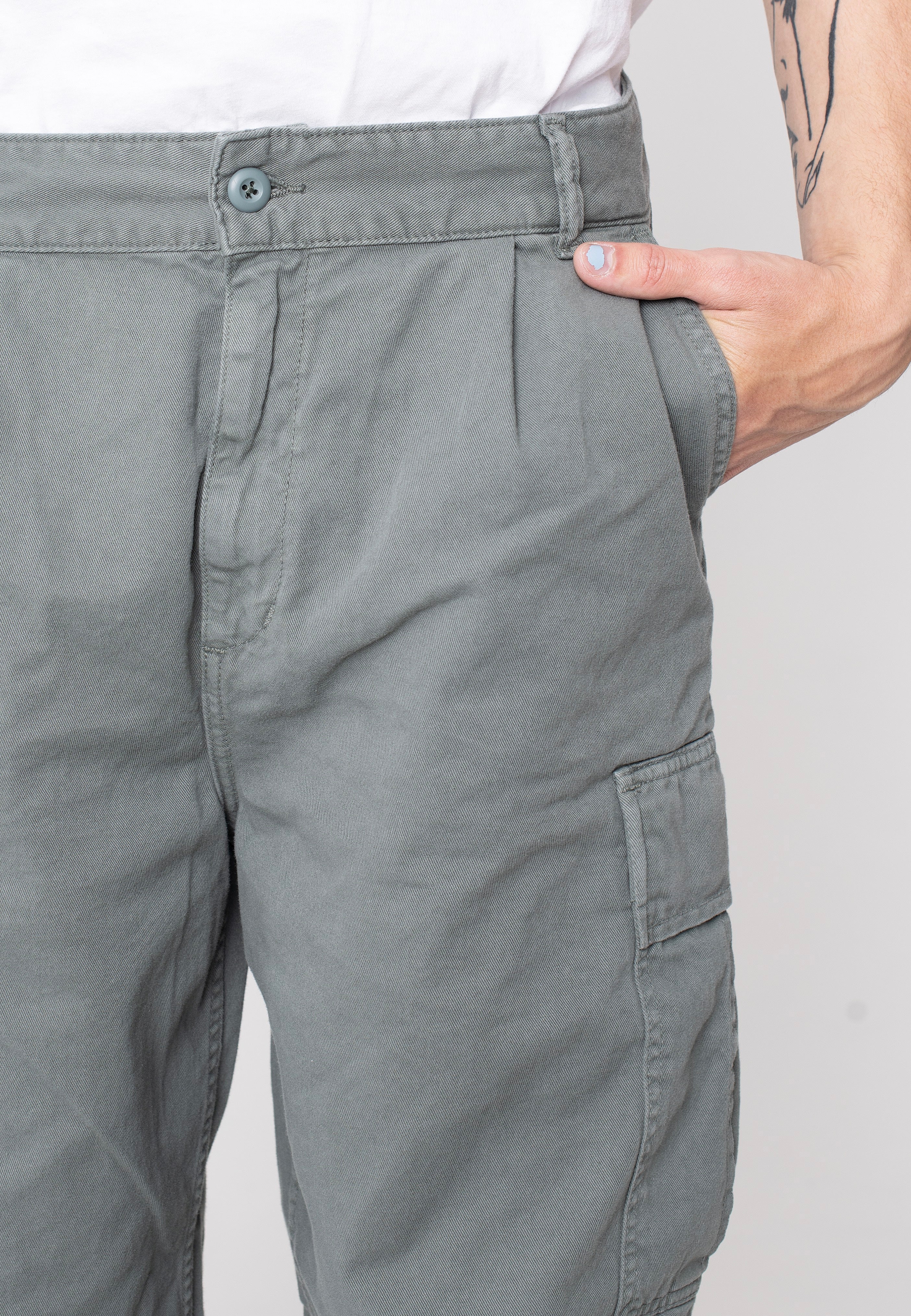 Carhartt WIP - Cole Cargo Garment Dyed Smoke Green - Pants | Men-Image