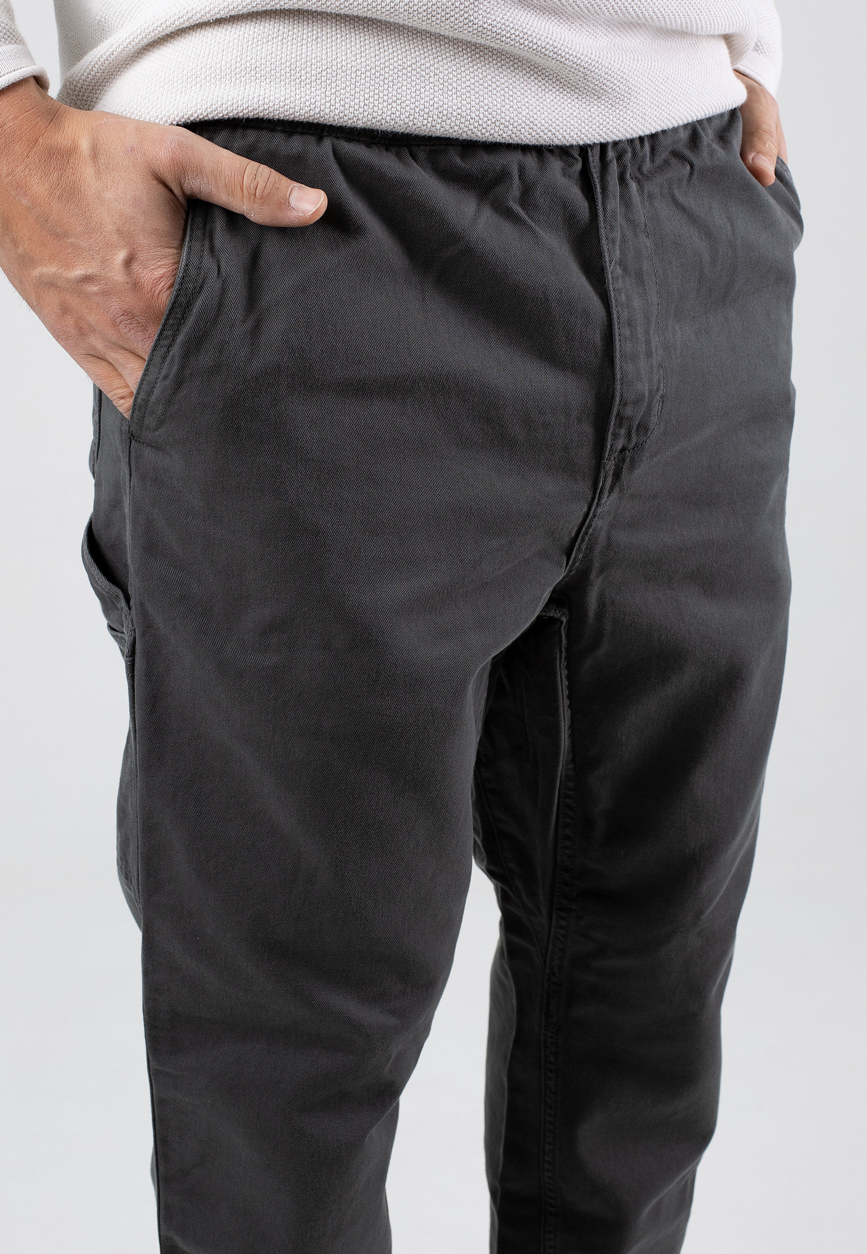 Carhartt WIP - Flint Garment Dyed Jura - Pants | Men-Image