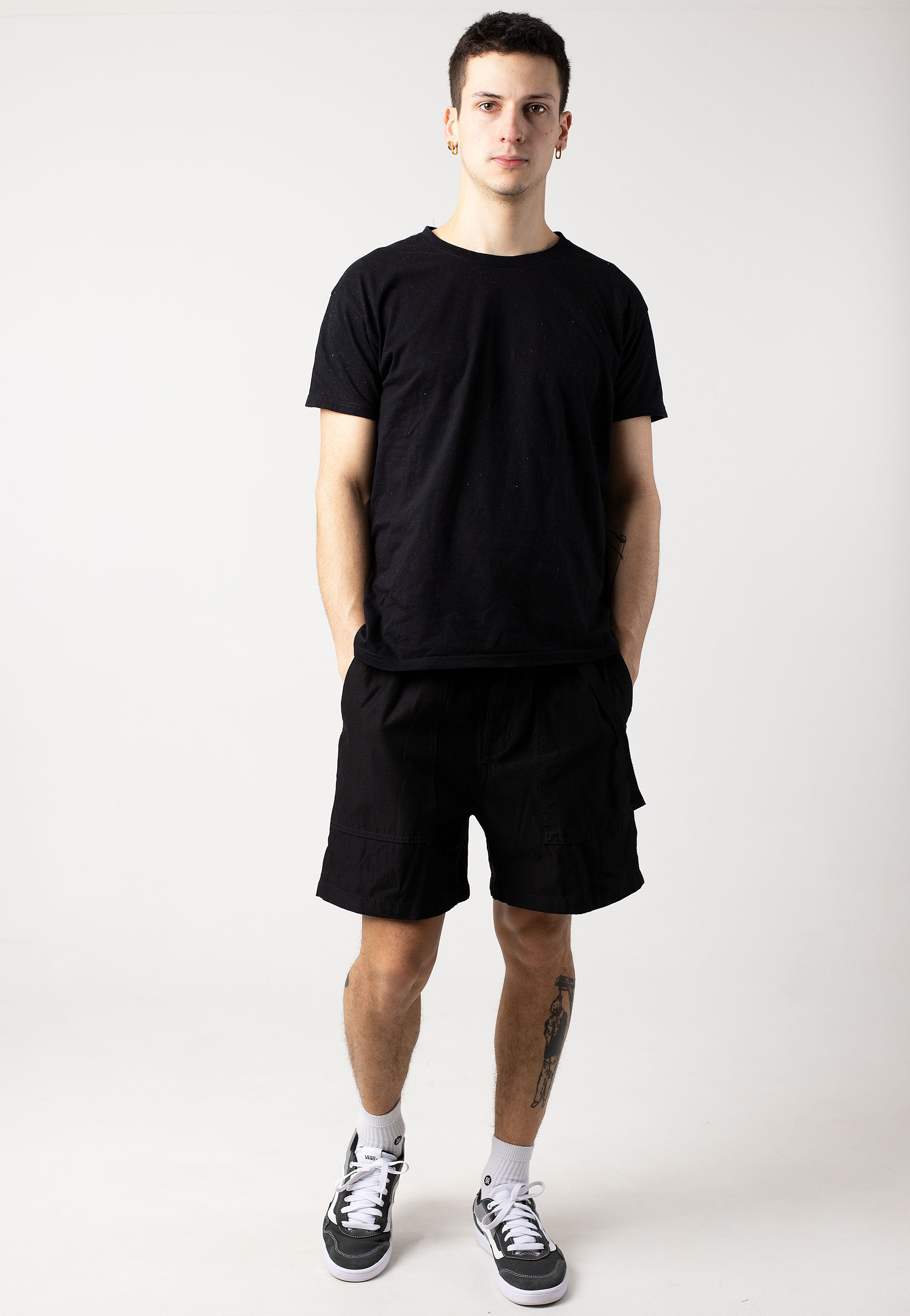 Carhartt WIP - Hayworth Rinsed Black - Shorts | Men-Image