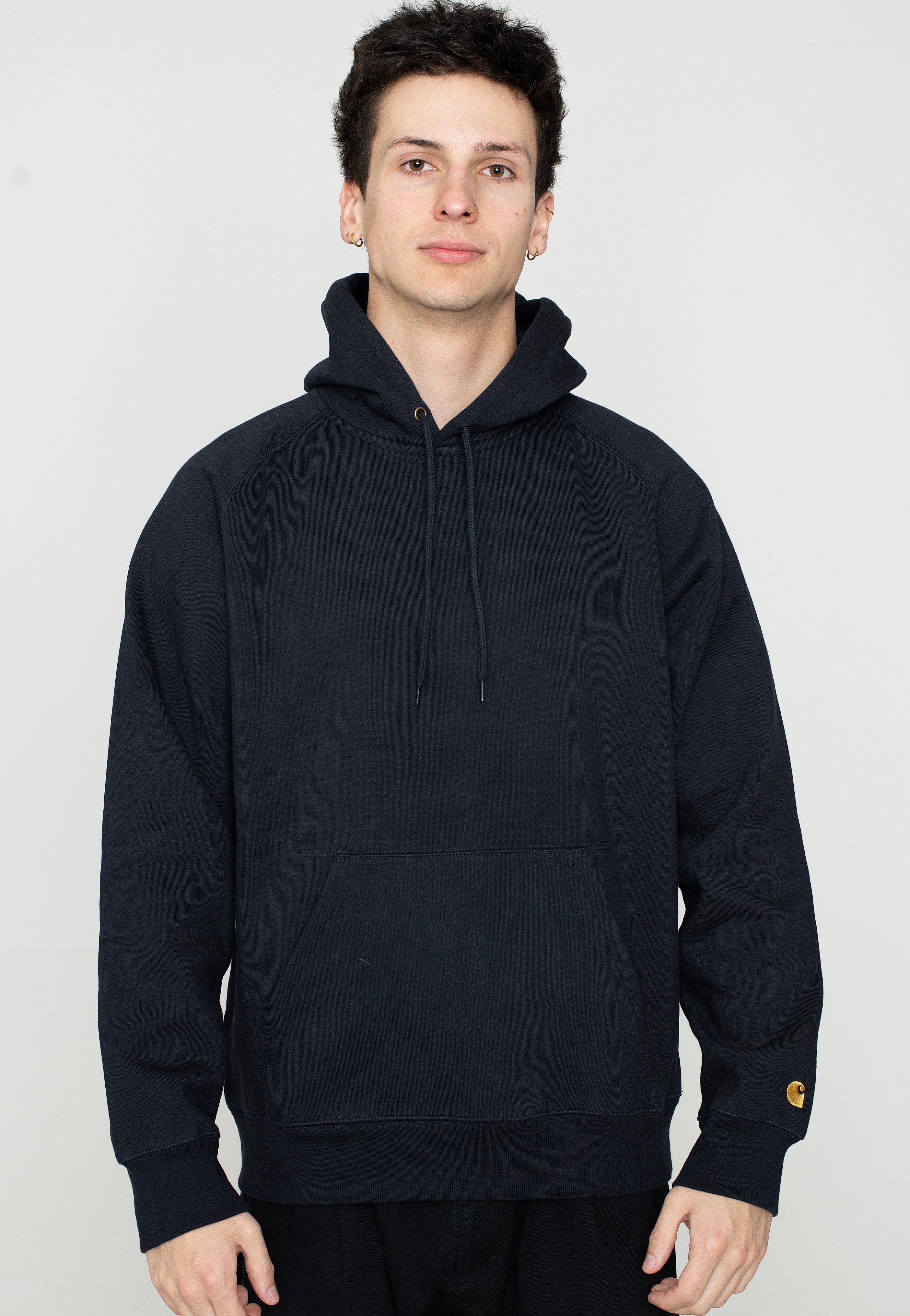 Carhartt WIP - Hooded Chase Dark Navy/Gold - Hoodie | Men-Image