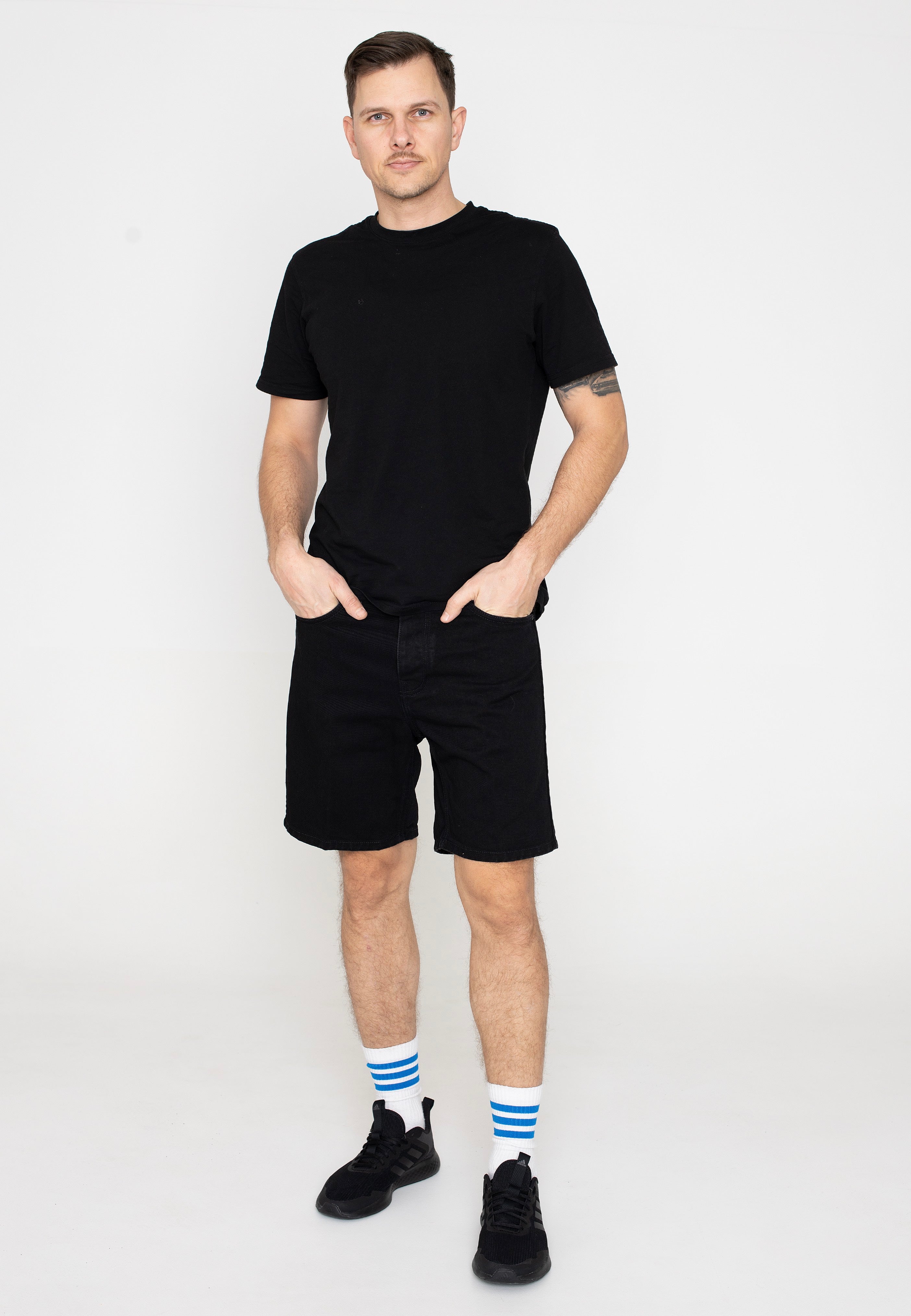 Carhartt WIP - Newel One Wash Black - Shorts | Men-Image