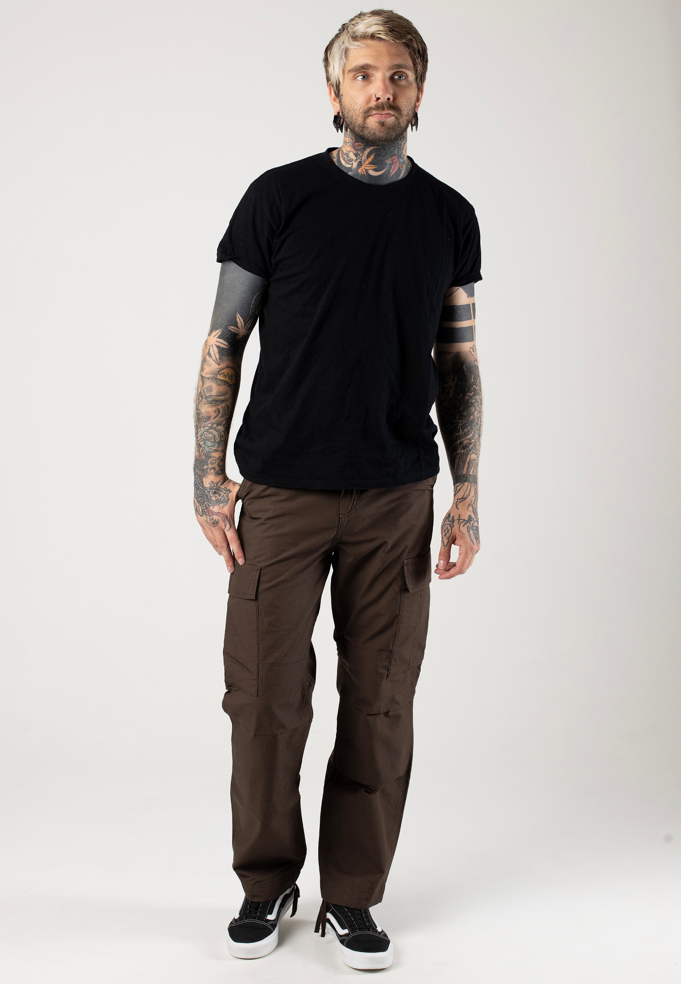 Carhartt WIP - Regular Cargo Rinsed Buckeye - Pants | Men-Image